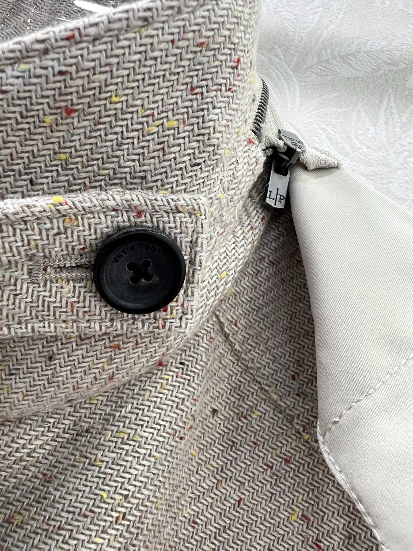 🔥🔥 lp 🌹25新款可拆卸连帽毛呢外套 定制YB进口亚麻棉材质，里外双层处理，外层工艺处理，呈现出毛呢