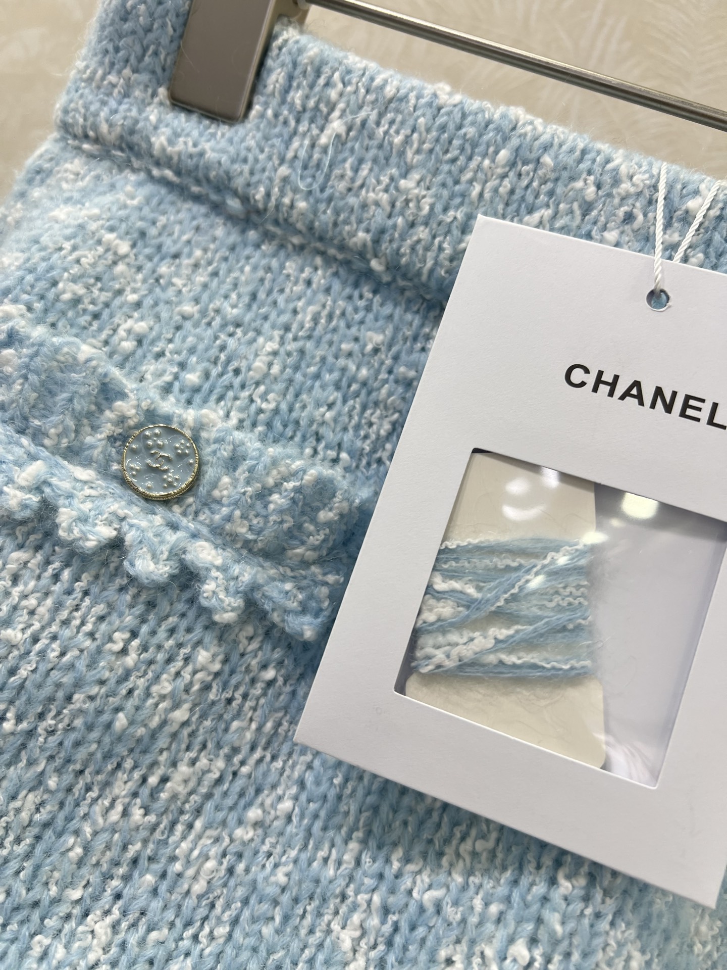 🔥🔥Chane*25新款绣花花边针织短裙 羊驼毛混纺材质 柔软舒适 触感细腻有质感 蕾丝花边甜美温柔马卡