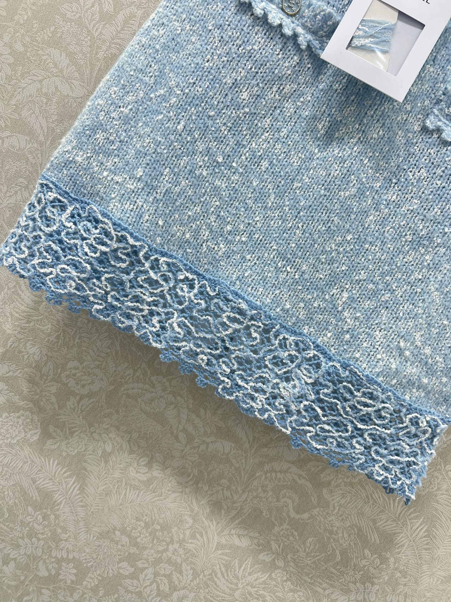 🔥🔥Chane*25新款绣花花边针织短裙 羊驼毛混纺材质 柔软舒适 触感细腻有质感 蕾丝花边甜美温柔马卡