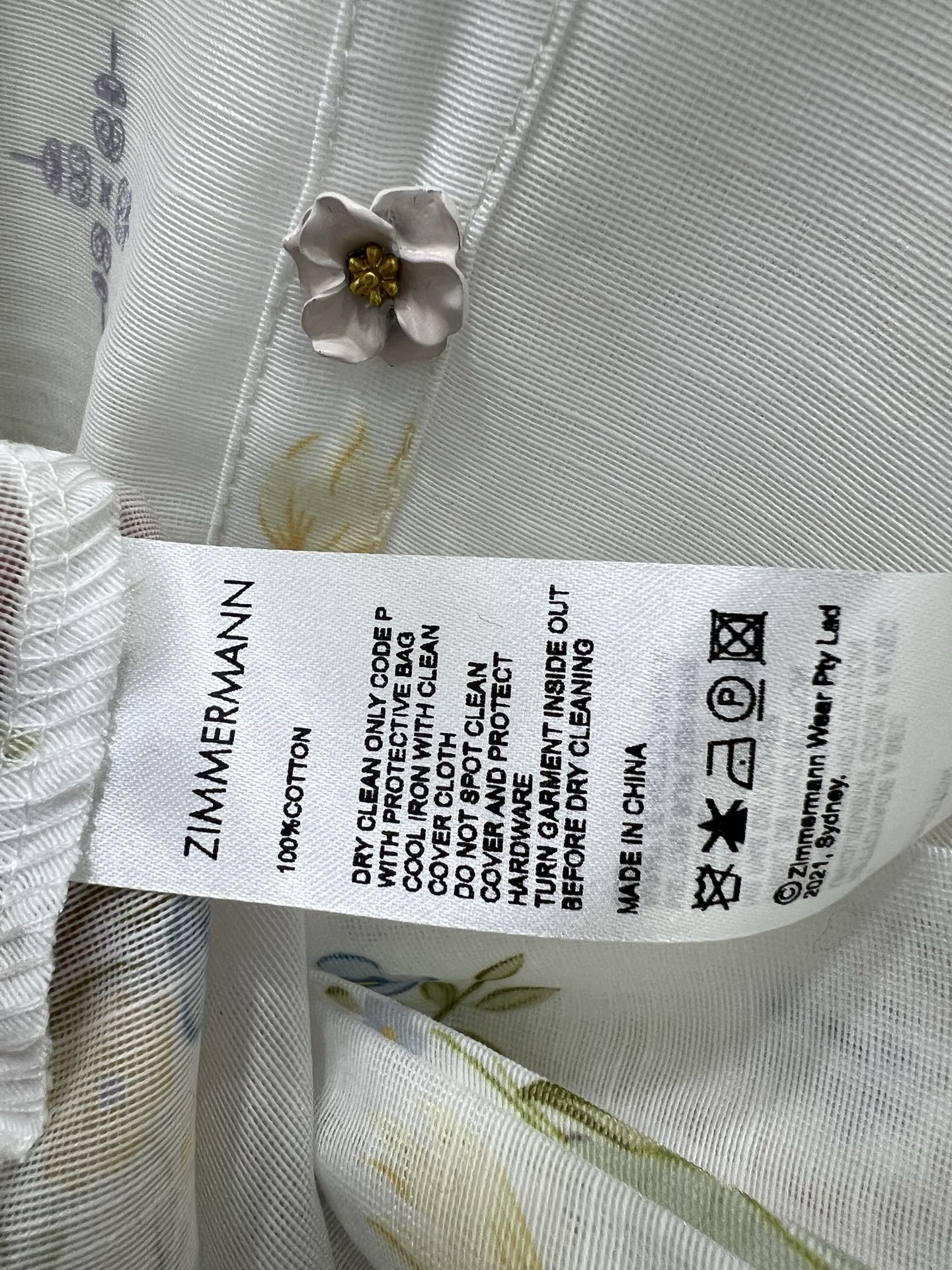 🔥🔥Zimmerman*兹/默曼 25新款印花v领连衣裙、时尚立领半扣搭配本布腰带 腰身褶皱勾勒腰线 美