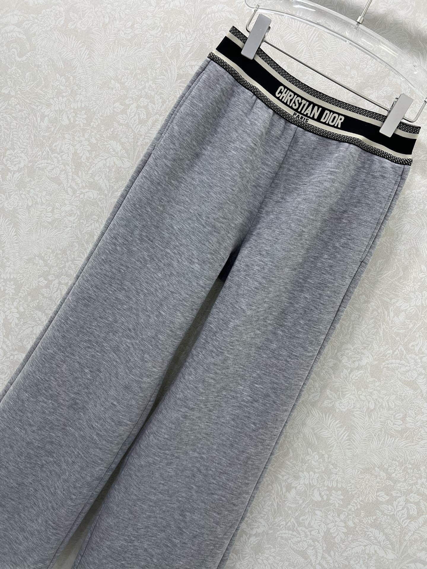 🔥🔥DIO* 25新款加绒腰头字母弹力织带净色阔腿长裤 腰头撞色logo弹力织带 整体计拉长人体比例 休