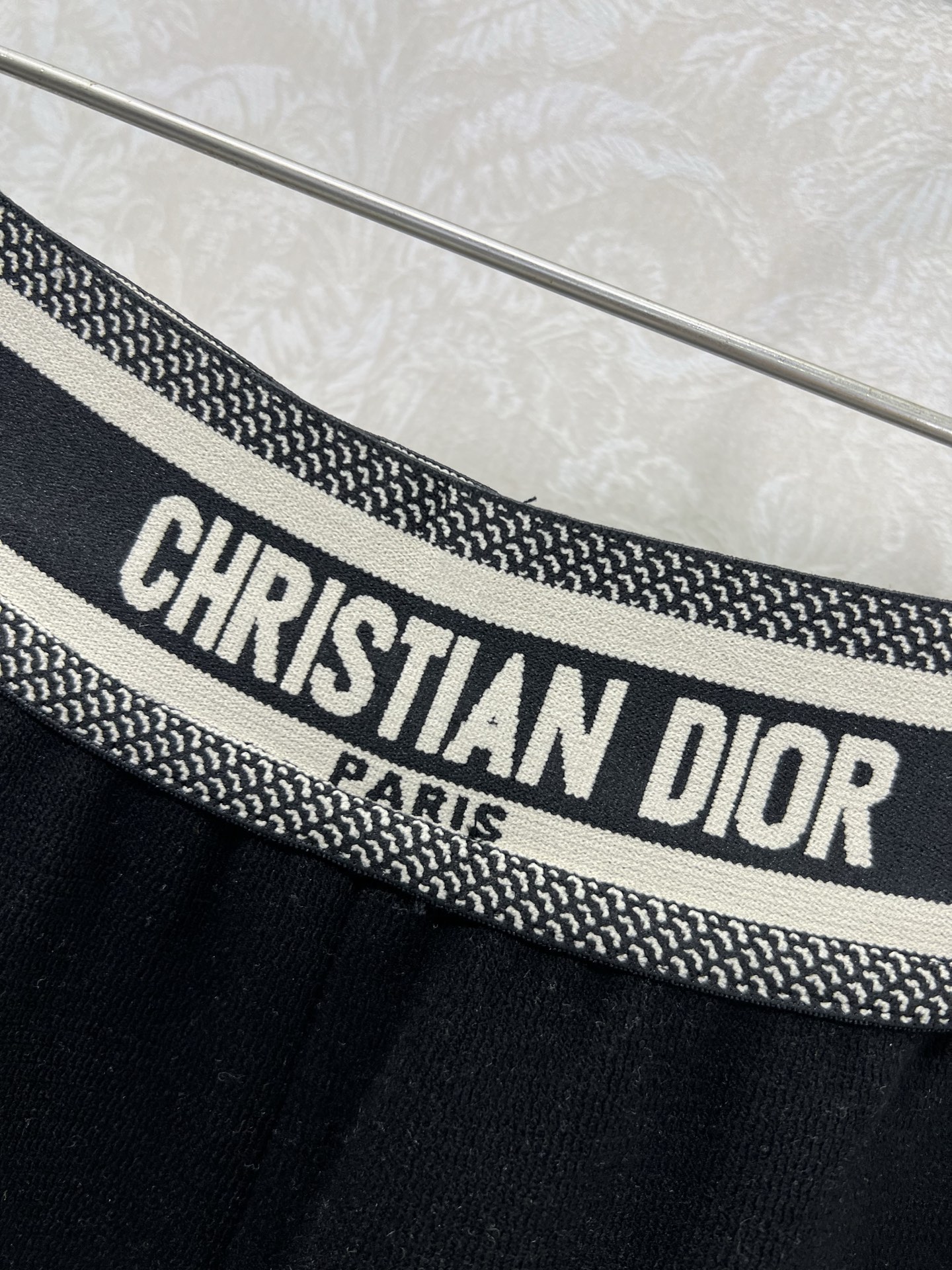 🔥🔥DIO* 25新款加绒腰头字母弹力织带净色阔腿长裤 腰头撞色logo弹力织带 整体计拉长人体比例 休