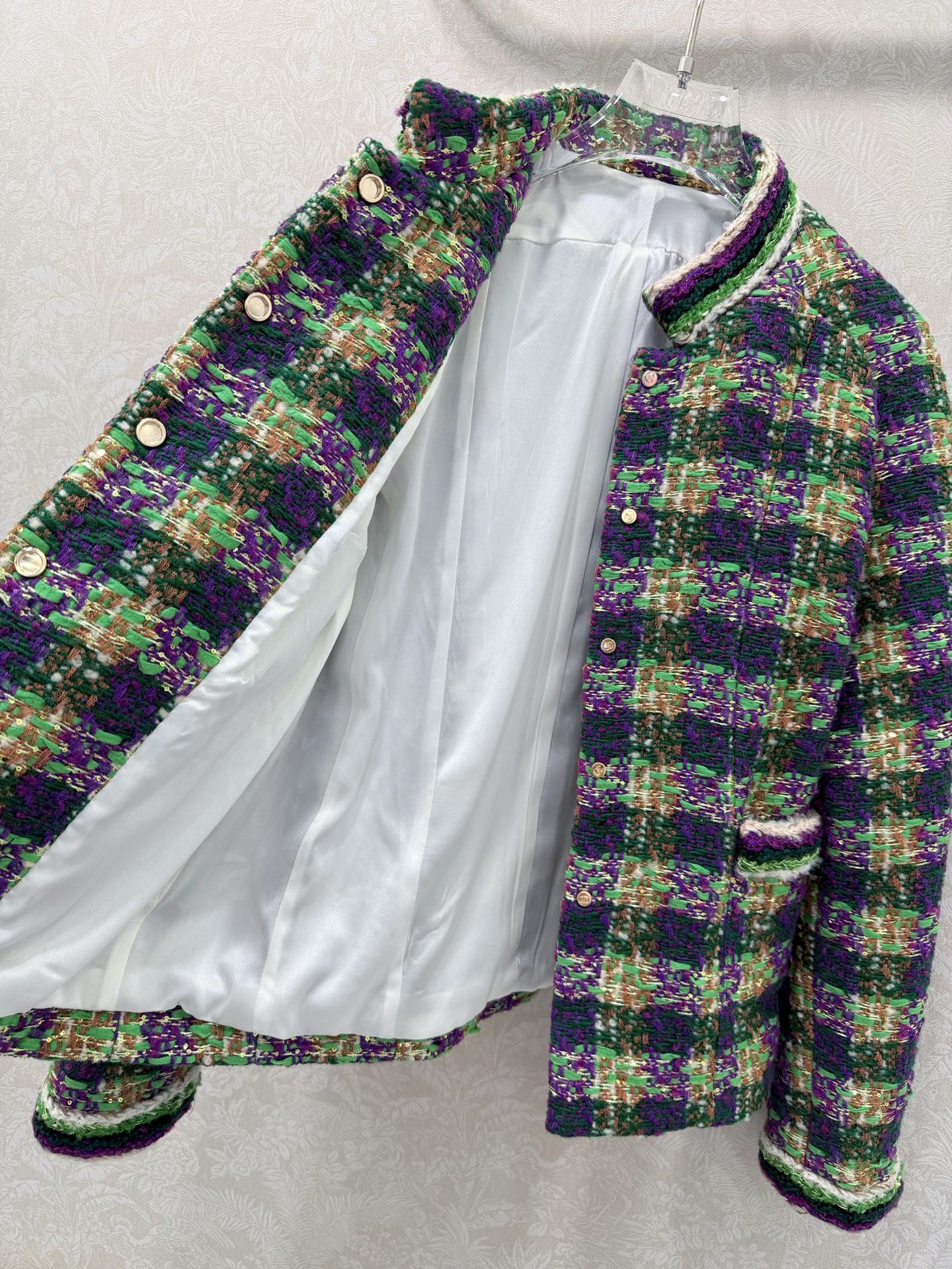 🔥🔥Chan*l 25新款编织立领洋装外套 进口粗纺羊毛呢材质。百分百真丝内衬。粗花条纹毛呢面料打造名媛