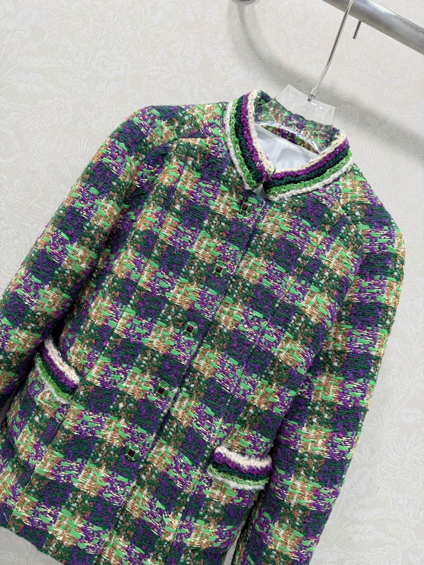 🔥🔥Chan*l 25新款编织立领洋装外套 进口粗纺羊毛呢材质。百分百真丝内衬。粗花条纹毛呢面料打造名媛