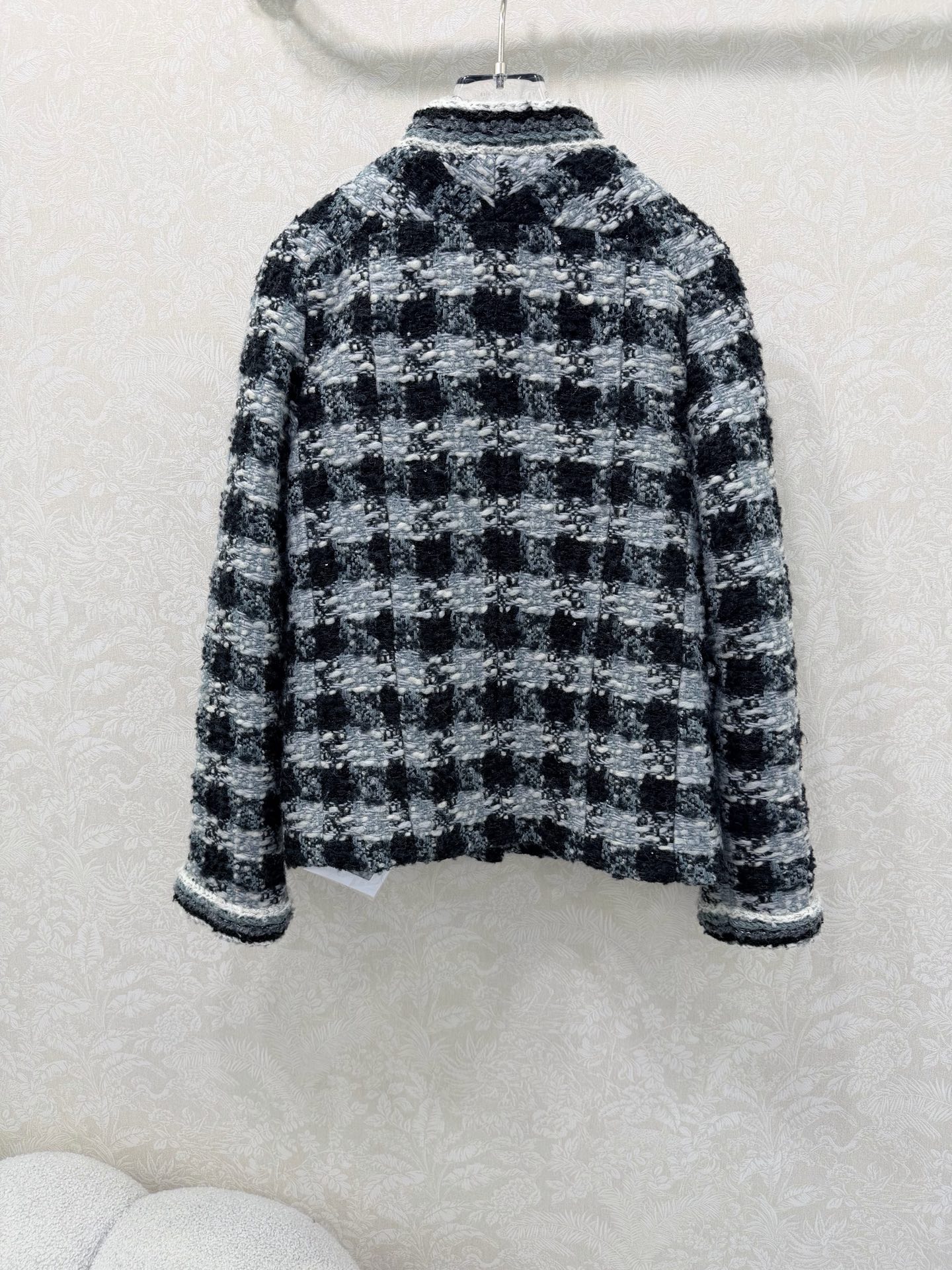 🔥🔥Chan*l 25新款编织立领洋装外套 进口粗纺羊毛呢材质。百分百真丝内衬。粗花条纹毛呢面料打造名媛