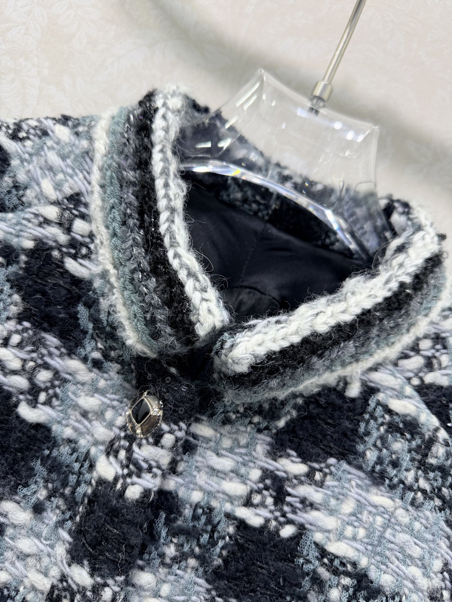 🔥🔥Chan*l 25新款编织立领洋装外套 进口粗纺羊毛呢材质。百分百真丝内衬。粗花条纹毛呢面料打造名媛