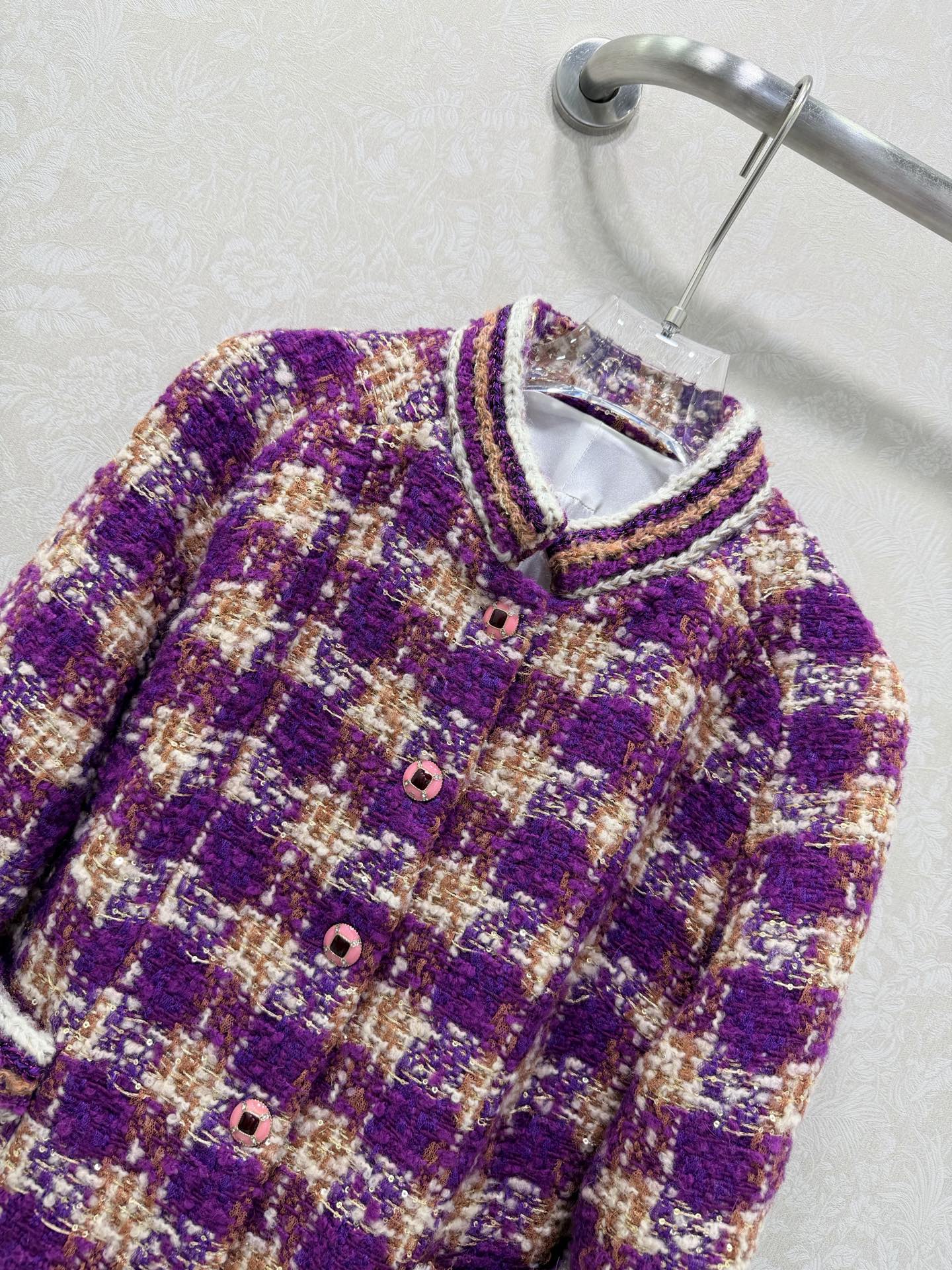 🔥🔥Chan*l 25新款编织立领洋装外套 进口粗纺羊毛呢材质。百分百真丝内衬。粗花条纹毛呢面料打造名媛