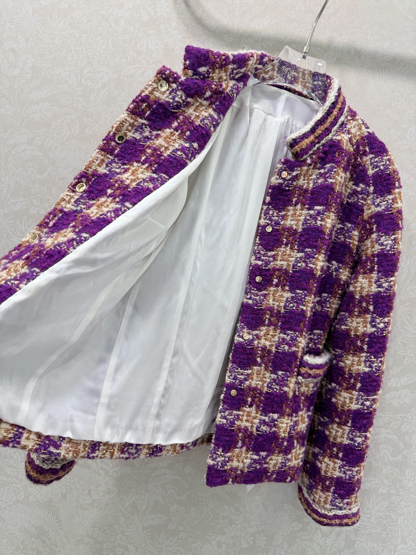 🔥🔥Chan*l 25新款编织立领洋装外套 进口粗纺羊毛呢材质。百分百真丝内衬。粗花条纹毛呢面料打造名媛