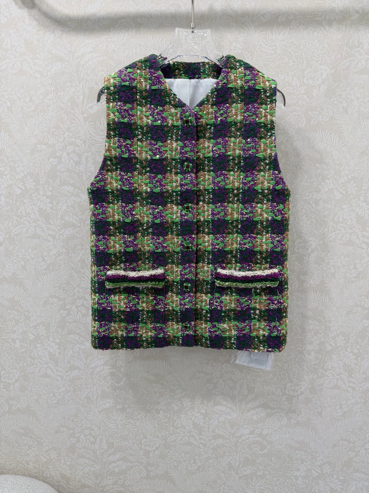 🔥🔥Chan*l 25新款编织立领洋装马甲外套。进口粗纺羊毛呢材质。百分百真丝内衬。粗花条纹毛呢面料打造