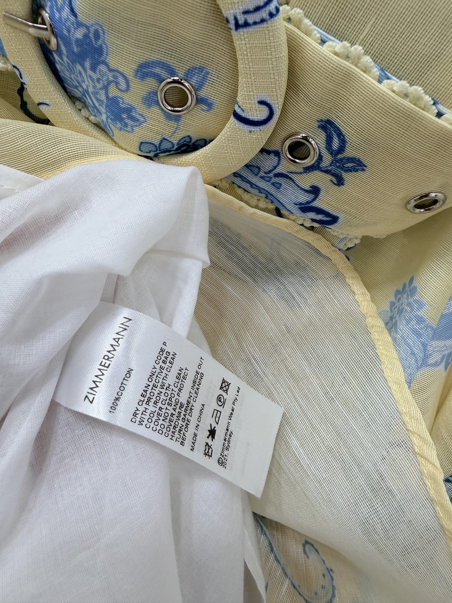 🔥🔥Zimmerman*兹/默曼26新款花苞短袖收腰连衣裙 👗选用亚麻面料制成，翻领单排扣设计 本布包扣