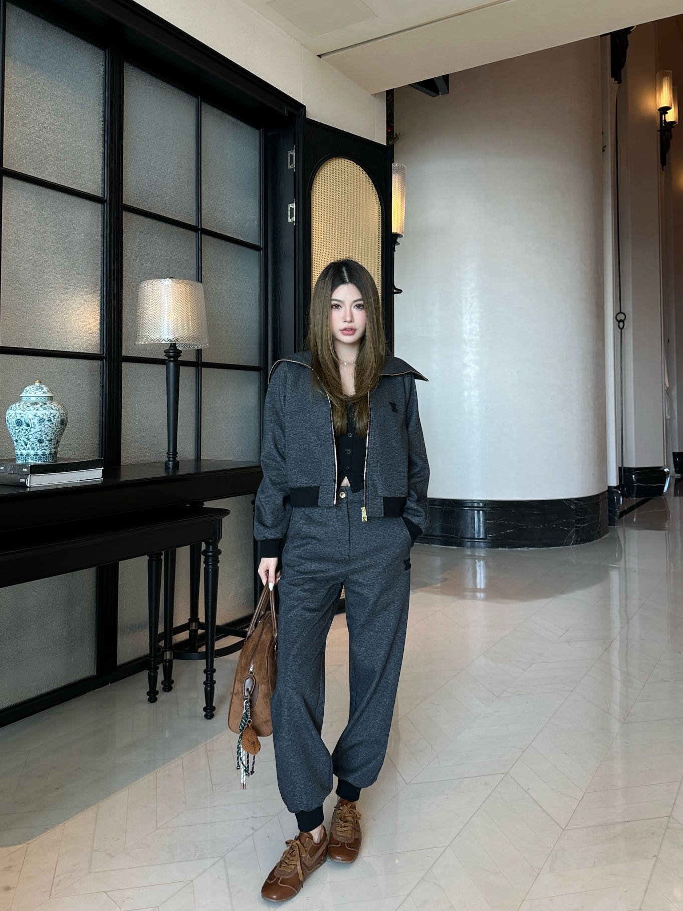 NO:661630,Model upper body picture,Louis Vuitton-clothing,louis vuitton, 19860909模特上身图,路易威登-服装,louis vuitton, ,Women's clothing