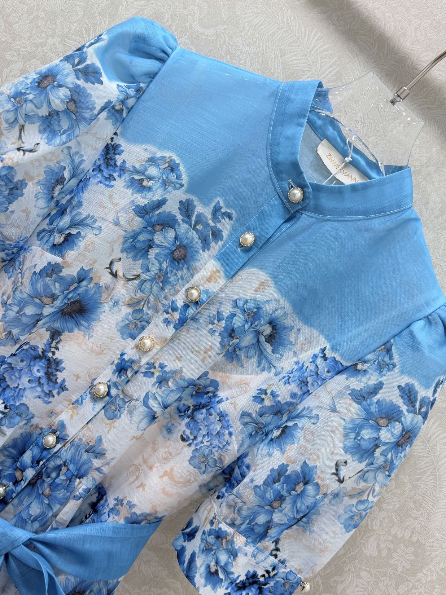 🔥🔥Zimmerman*兹/默曼26新款短袖连衣裙 小立领泡泡袖定位花长款连衣裙👗 选用亚麻面料制成，采