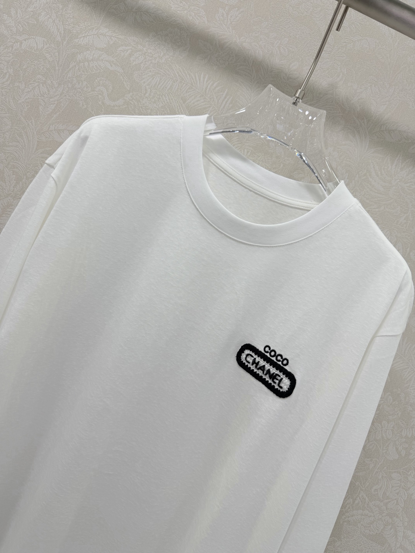 🔥🔥chan*l 26新款圆领纯棉长袖T恤 圆领胸前coco刺绣装饰 随性又时髦基础款也能搭出N种高级感