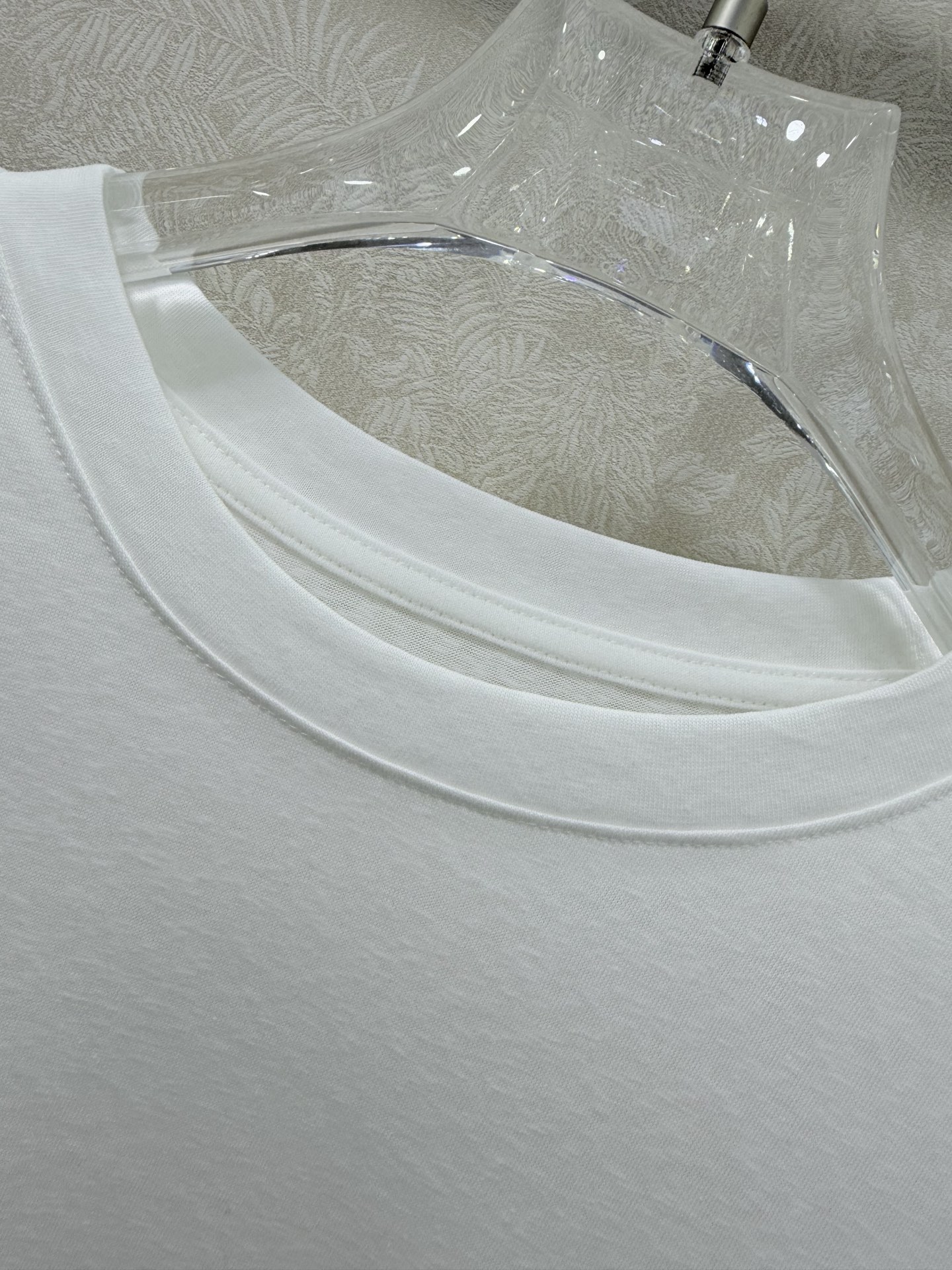 🔥🔥miumi*l26新款圆领纯棉长袖T恤 圆领胸前水钻小马装饰 马年限定 随性又时髦基础款也能搭出N种