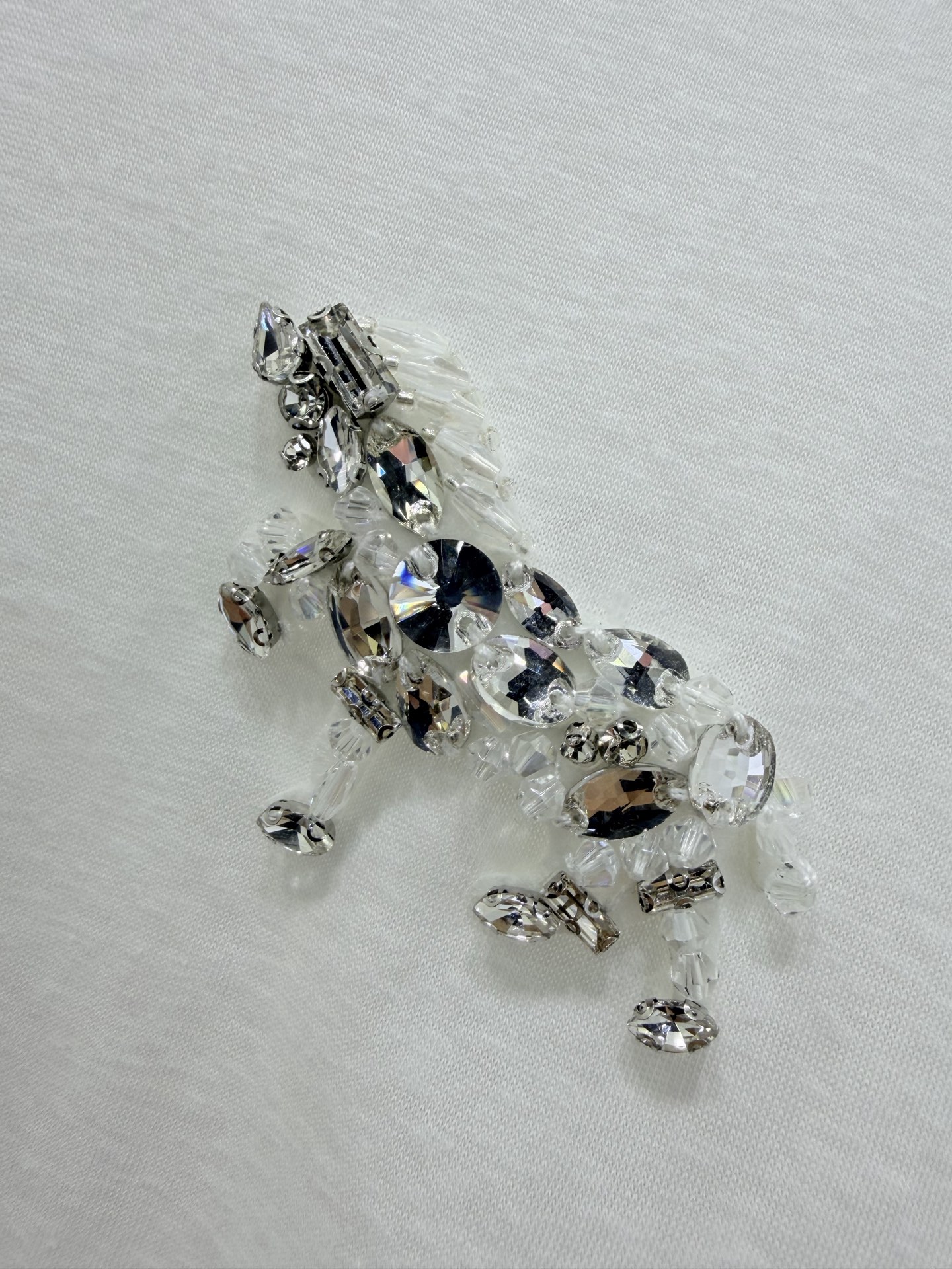 🔥🔥miumi*l26新款圆领纯棉长袖T恤 圆领胸前水钻小马装饰 马年限定 随性又时髦基础款也能搭出N种