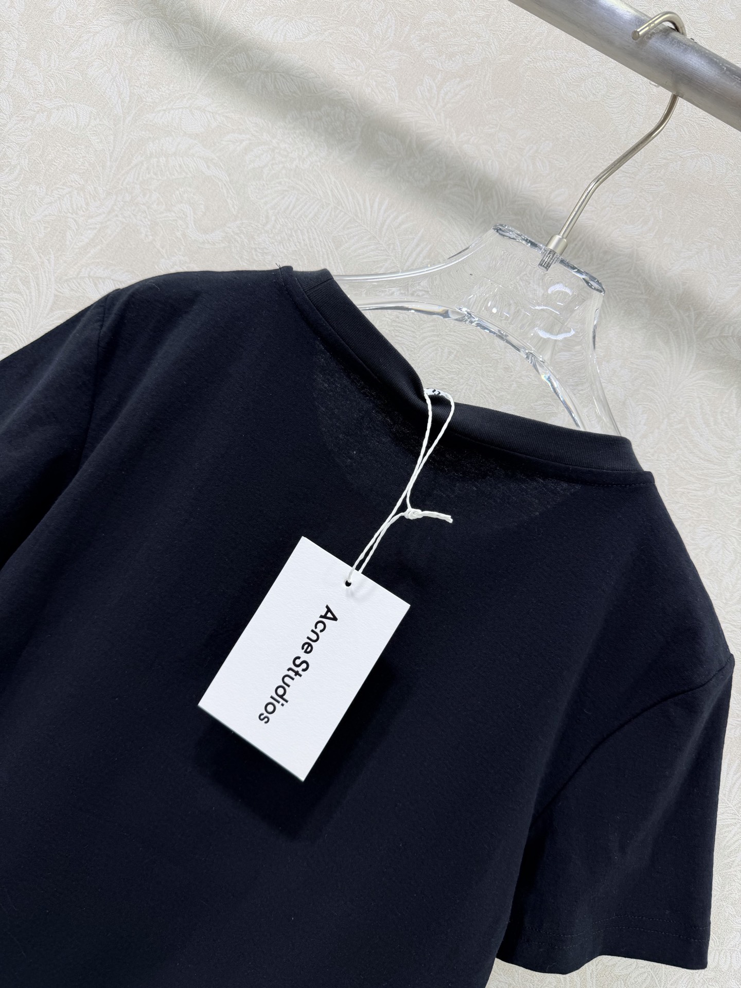🔥🔥Acne studi* 26Ss限定新款 1966字母印花植绒短袖 顶级高版出品！经典的白黑底色撞亮