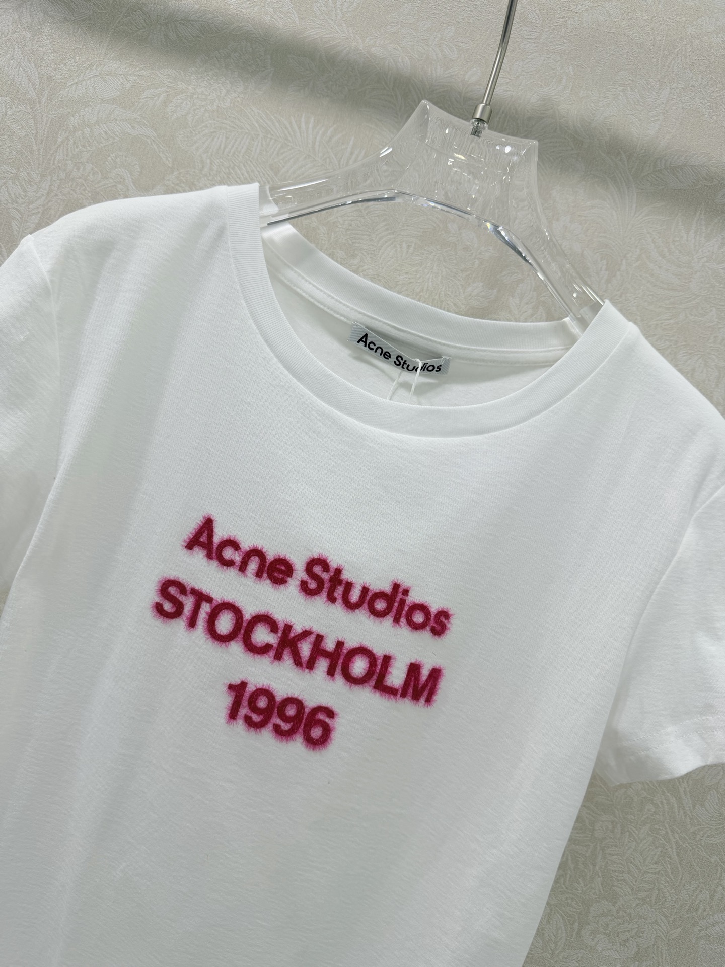 🔥🔥Acne studi* 26Ss限定新款 1966字母印花植绒短袖 顶级高版出品！经典的白黑底色撞亮