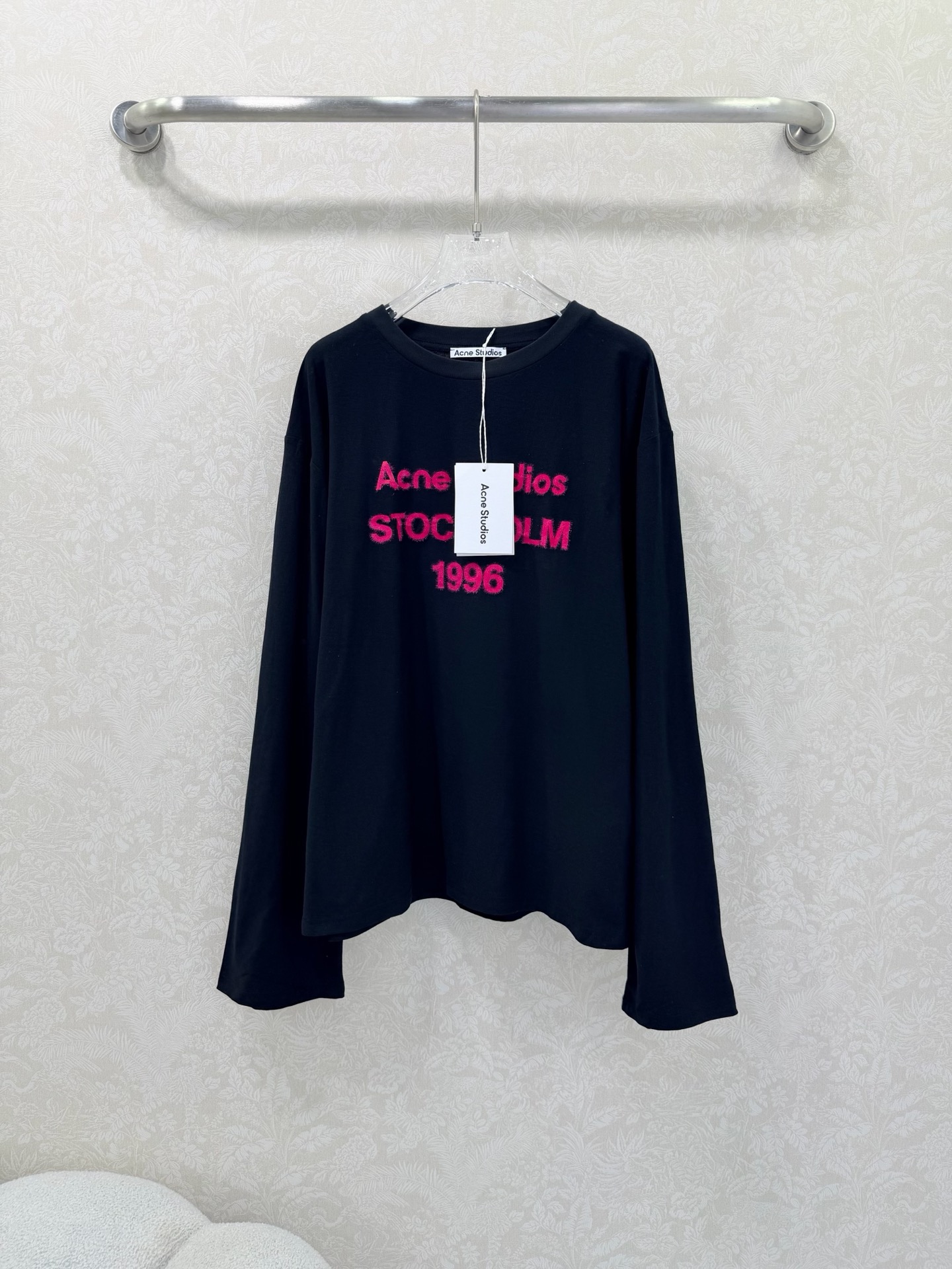 🔥🔥Acne studi* 26Ss限定新款 1966字母印花植绒长袖上衣 顶级高版出品！经典的白黑底色