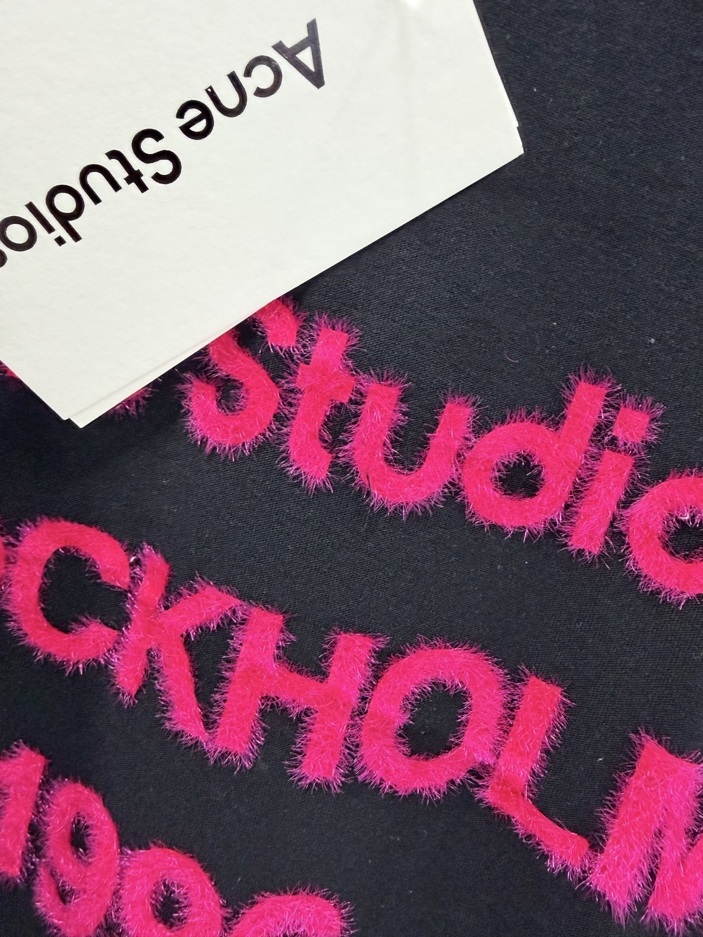 🔥🔥Acne studi* 26Ss限定新款 1966字母印花植绒长袖上衣 顶级高版出品！经典的白黑底色