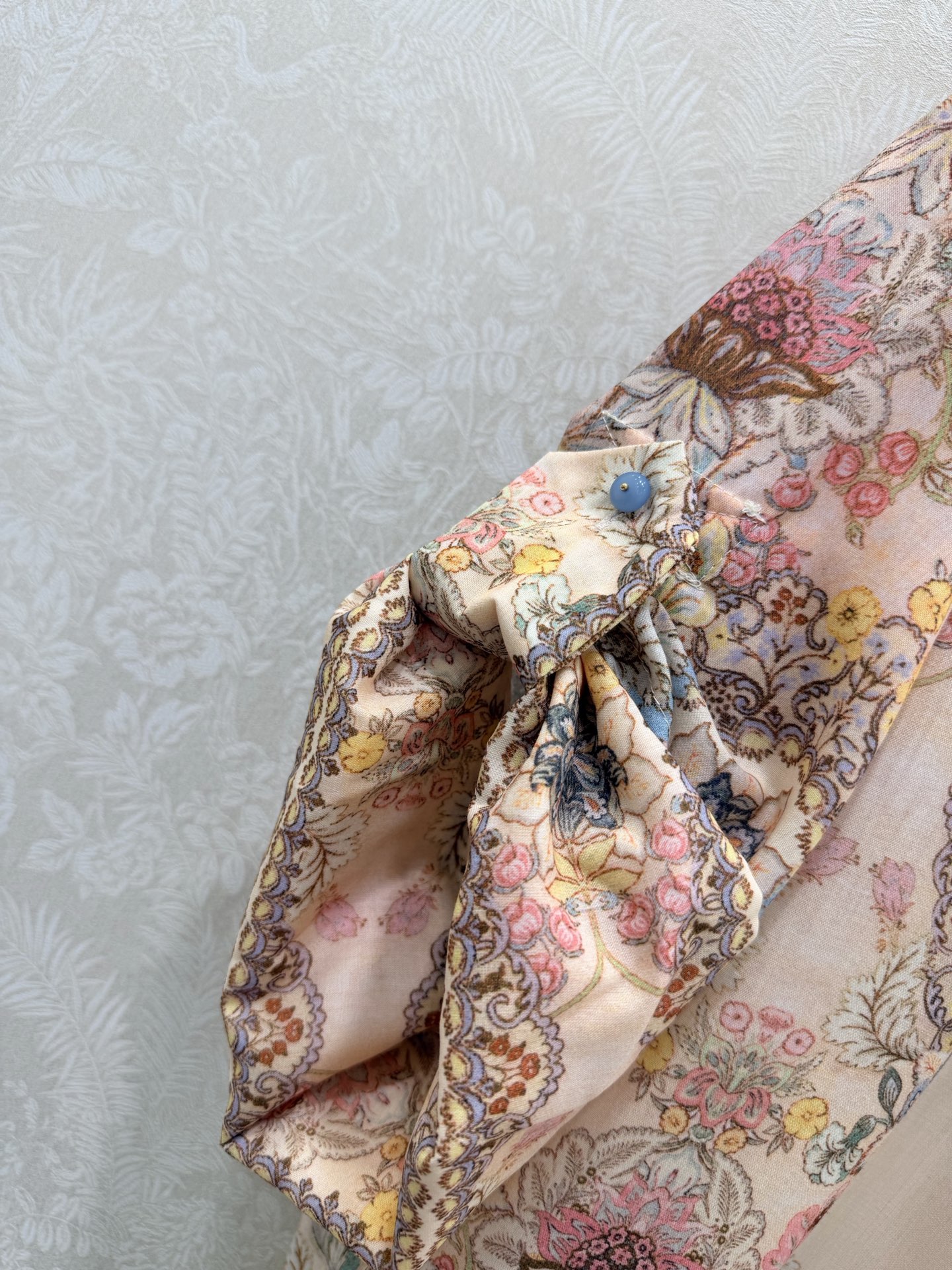 🔥🔥Zimmerman*兹/默曼 26早春新款套装 卷袖衬衣➕阔腿裤的组合。整体定位繁花锦簇复古印花绝绝