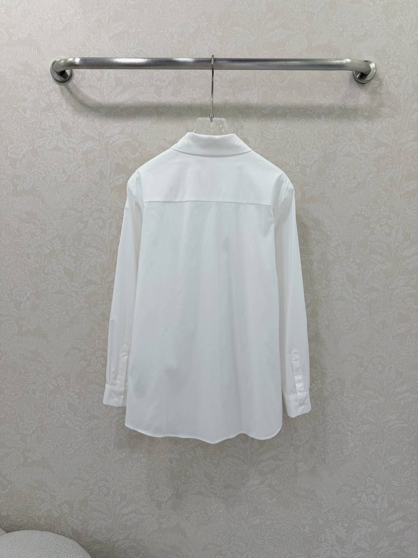 🔥🔥GUCC*26新款👑中古风衬衣 没有什么理由可以拒绝它 可A可乖的风格，版型属于谁都好驾驭的，日常通