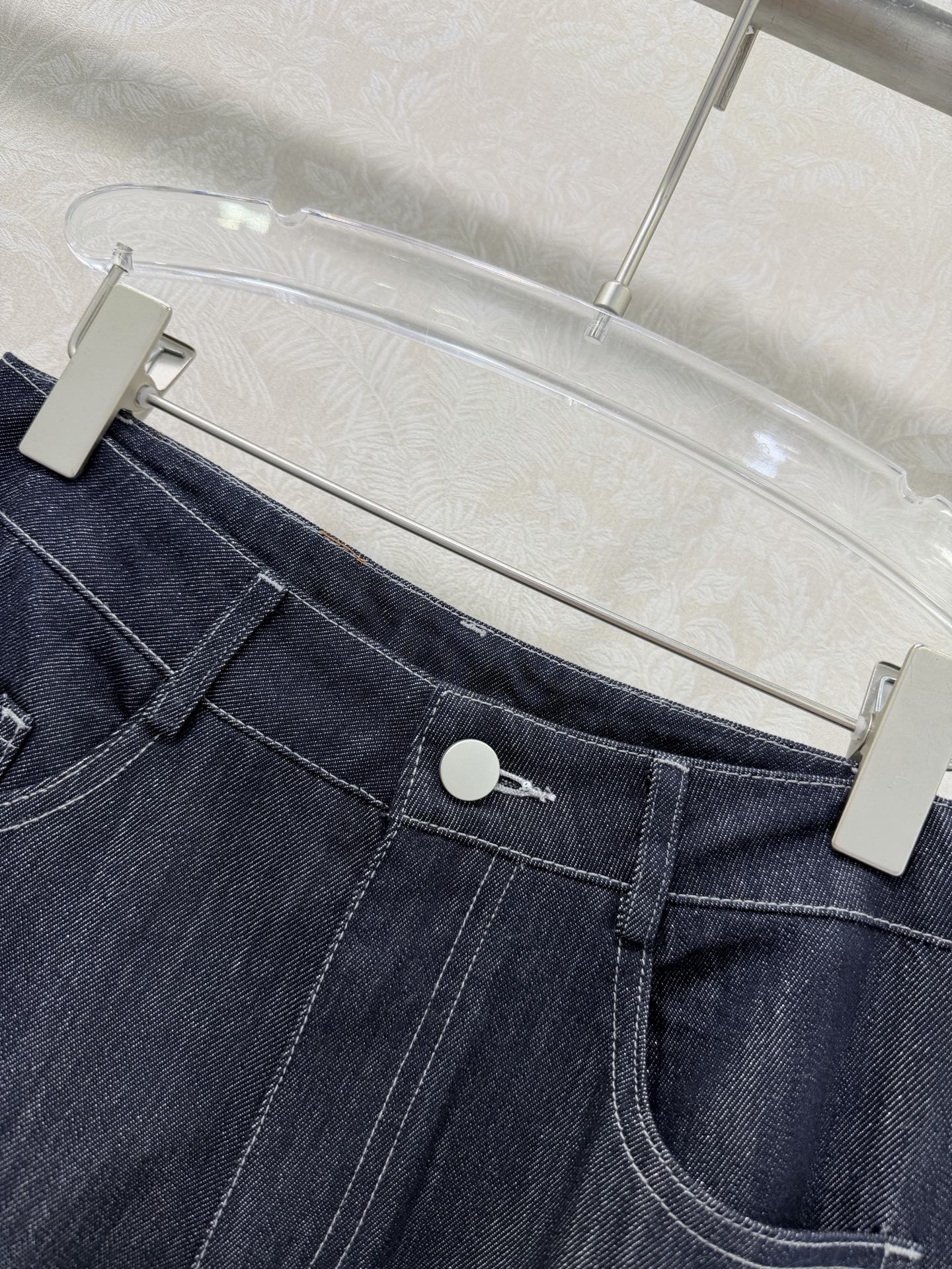 🔥🔥CELIN*26新款抽绳天气牛仔阔腿长裤 侧边刺绣字母logo低调奢华，后腰皮牌为设计增添了标志性点