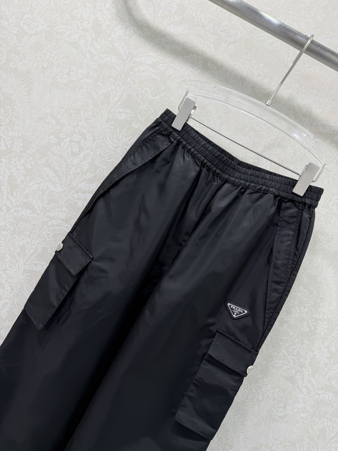 🔥🔥prad*26新款薄款尼龙防晒休闲阔腿长裤 一系列同步上新 外套➕长裤 分开出售 原版定制面料轻盈舒