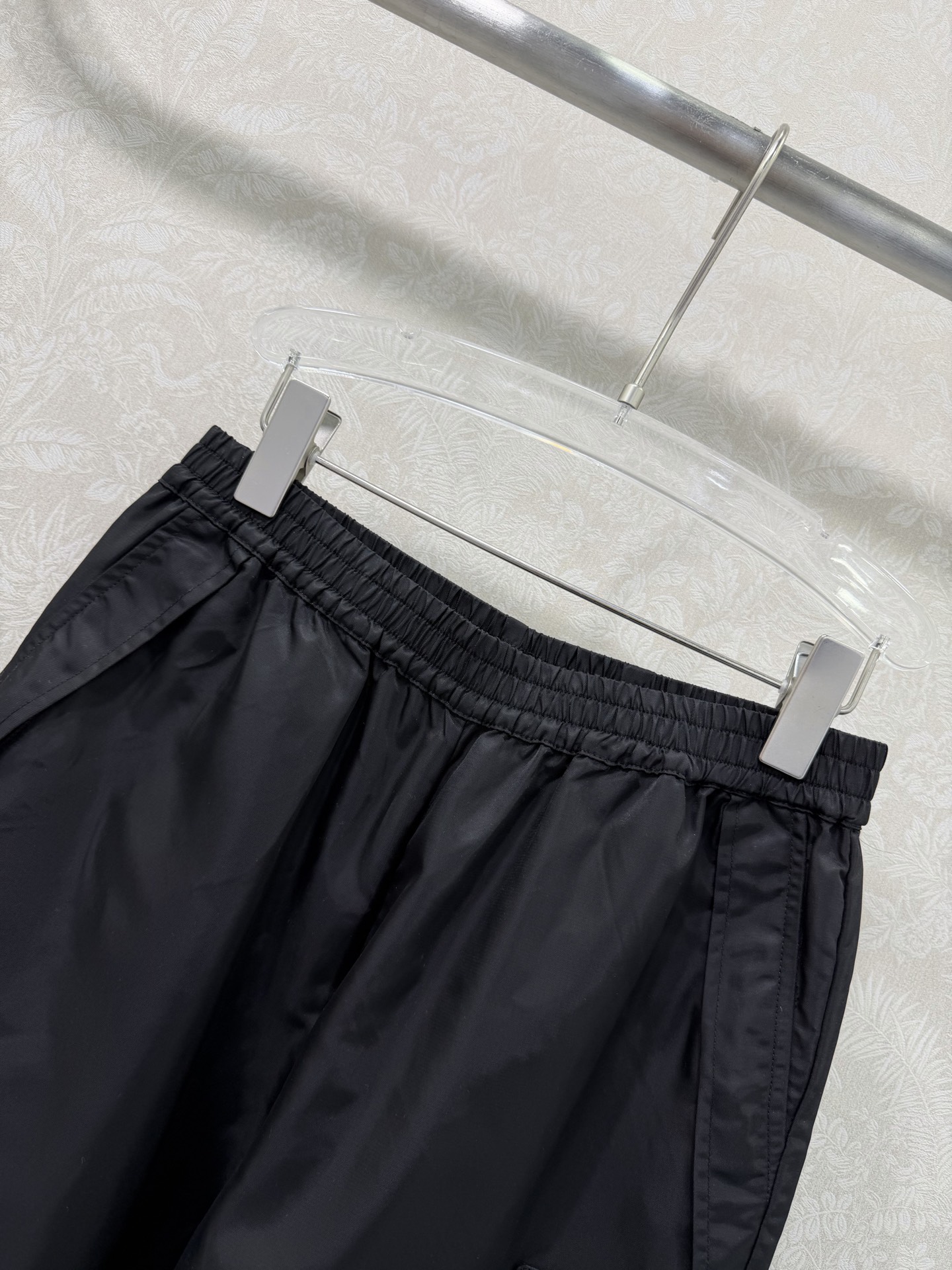 🔥🔥prad*26新款薄款尼龙防晒休闲阔腿长裤 一系列同步上新 外套➕长裤 分开出售 原版定制面料轻盈舒