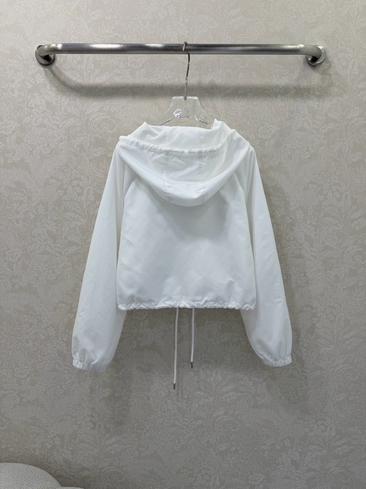 🔥🔥prad*26新款薄款尼龙防晒休闲连帽外套 一系列同步上新 外套➕长裤 分开出售 原版定制面料轻盈舒