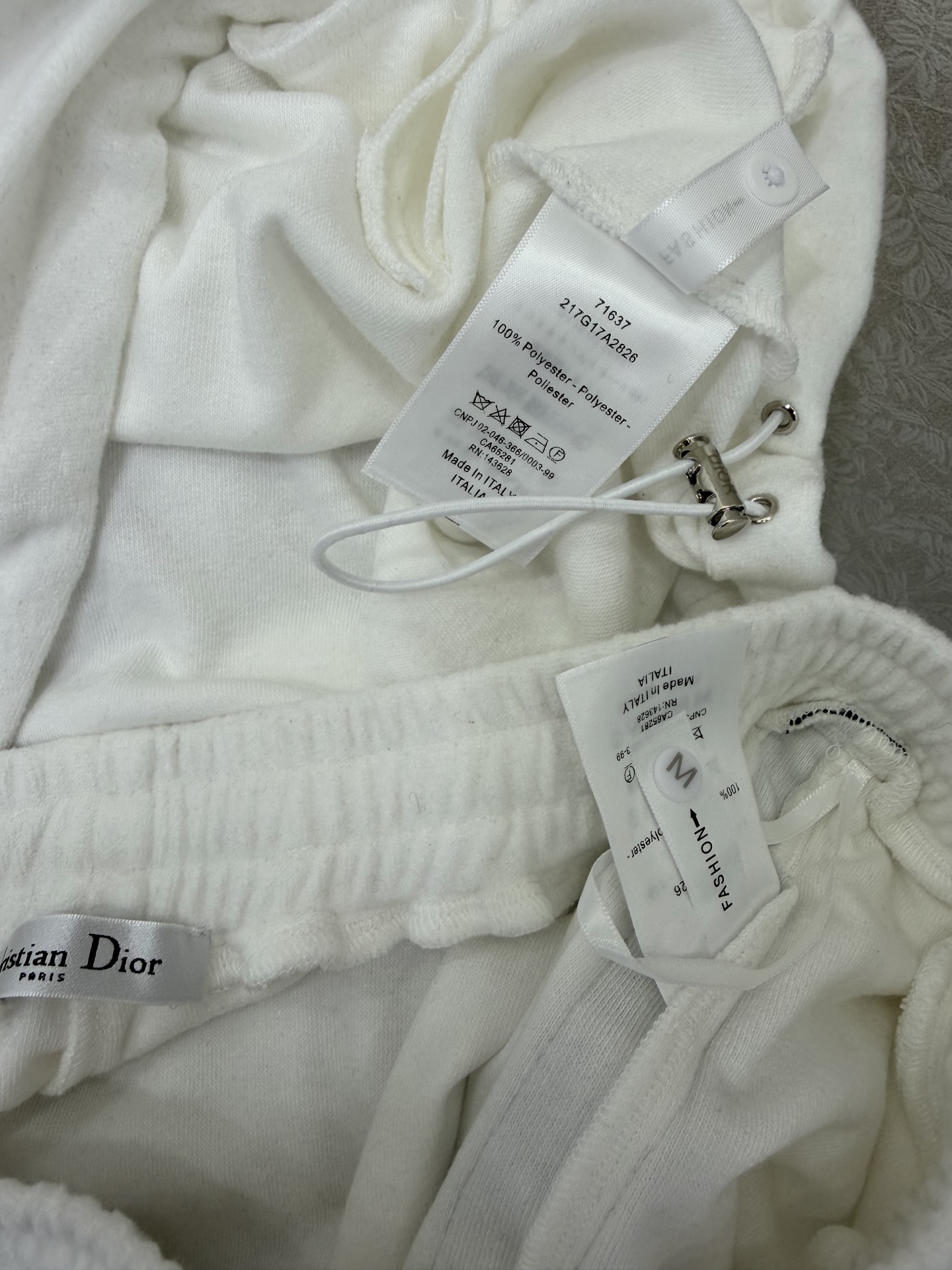 🔥🔥DIO*26新款毛巾面料套装 连帽拉链外套➕腰抽绳阔腿长裤的组合 外套裤子侧边均已条纹织带装饰 手感