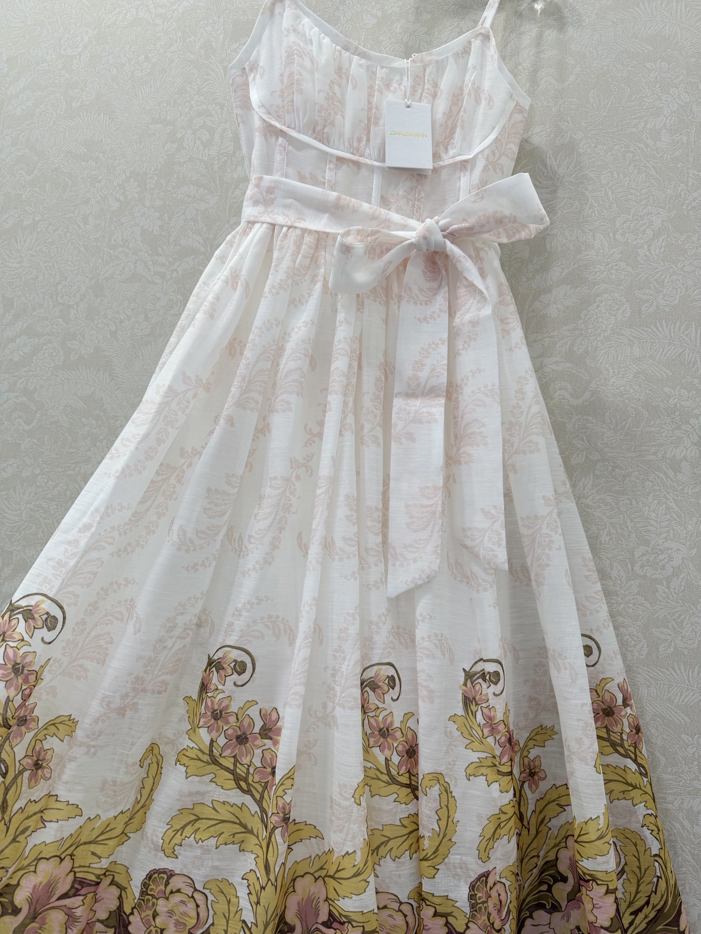 🔥🔥ZIMMERMA*N 26新款复古印花系带吊带裙 温柔复古风！胸前褶皱显眼神 印花系带吊带连衣裙 一