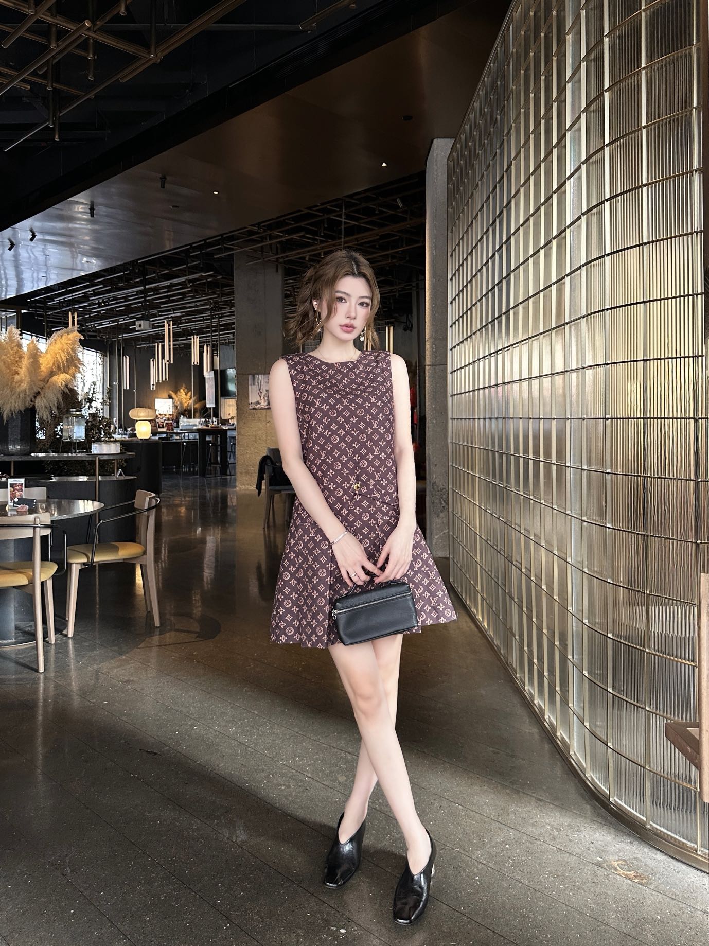 NO:742884,Model upper body picture,Louis Vuitton-clothing,louis vuitton,19860909模特上身图,路易威登-服装,louis vuitton,,Women's clothing