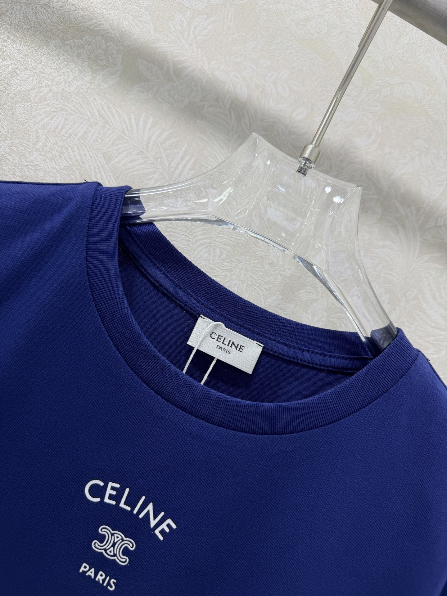 🔥🔥CELIN*26新款极简凯旋门印花短袖T恤 通勤休闲都显贵 经典圆领+利落小版型，修饰身形不挑人，单