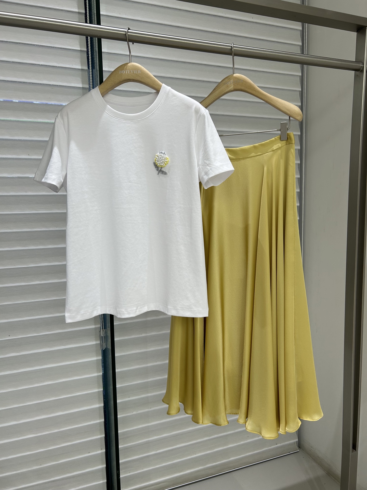 Handmade Floral Silk T-Shirt: Elegant & Antibacterial, Limited Edition Colors 2 i1748438316169 4313 0 0