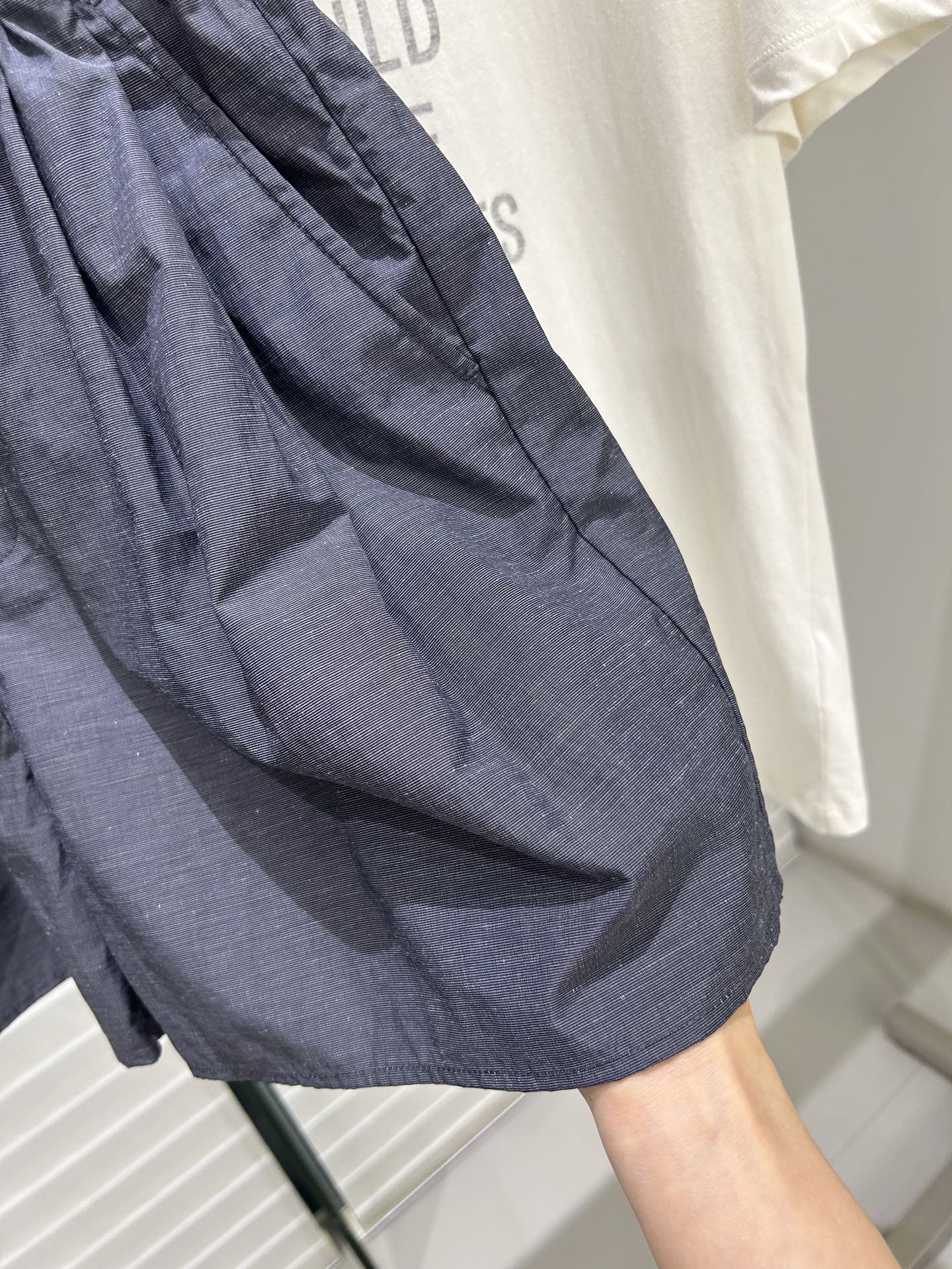 High-Waisted Bloomers Shorts - Comfortable Elastic Waist, Flattering Wide Leg Design 6 i1748438721975 9203 0 4
