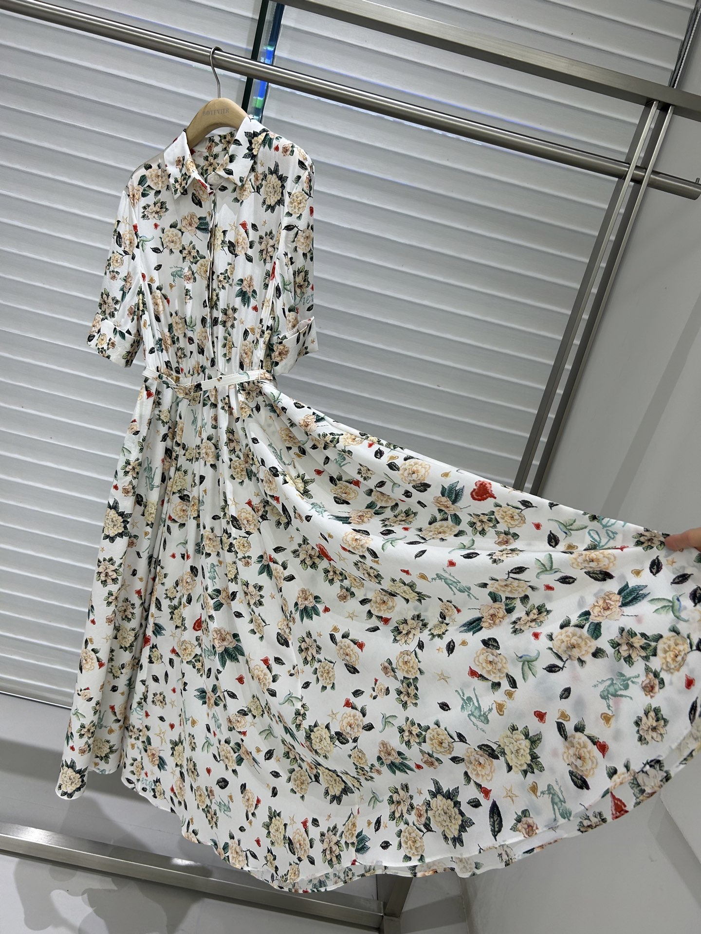 Elegant Gardenia Silk Dress with Belt - Floral Print, Size 36-40, New 2025 Collection 8 i1748533522858 4283 0 6