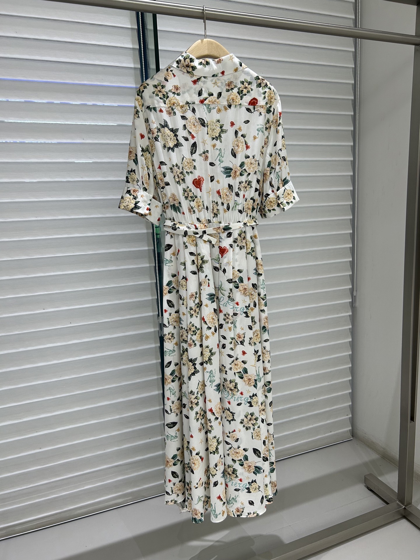 Elegant Gardenia Silk Dress with Belt - Floral Print, Size 36-40, New 2025 Collection 10 i1748533522858 4619 0 8