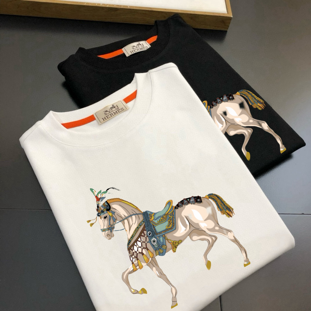 爱玛仕  P120🐰 2025秋冬新品 三标齐全 专属重工艺刺绣，颜色艳丽色彩鲜明！纯棉面料 各种细节非常到位 码数M-3XL