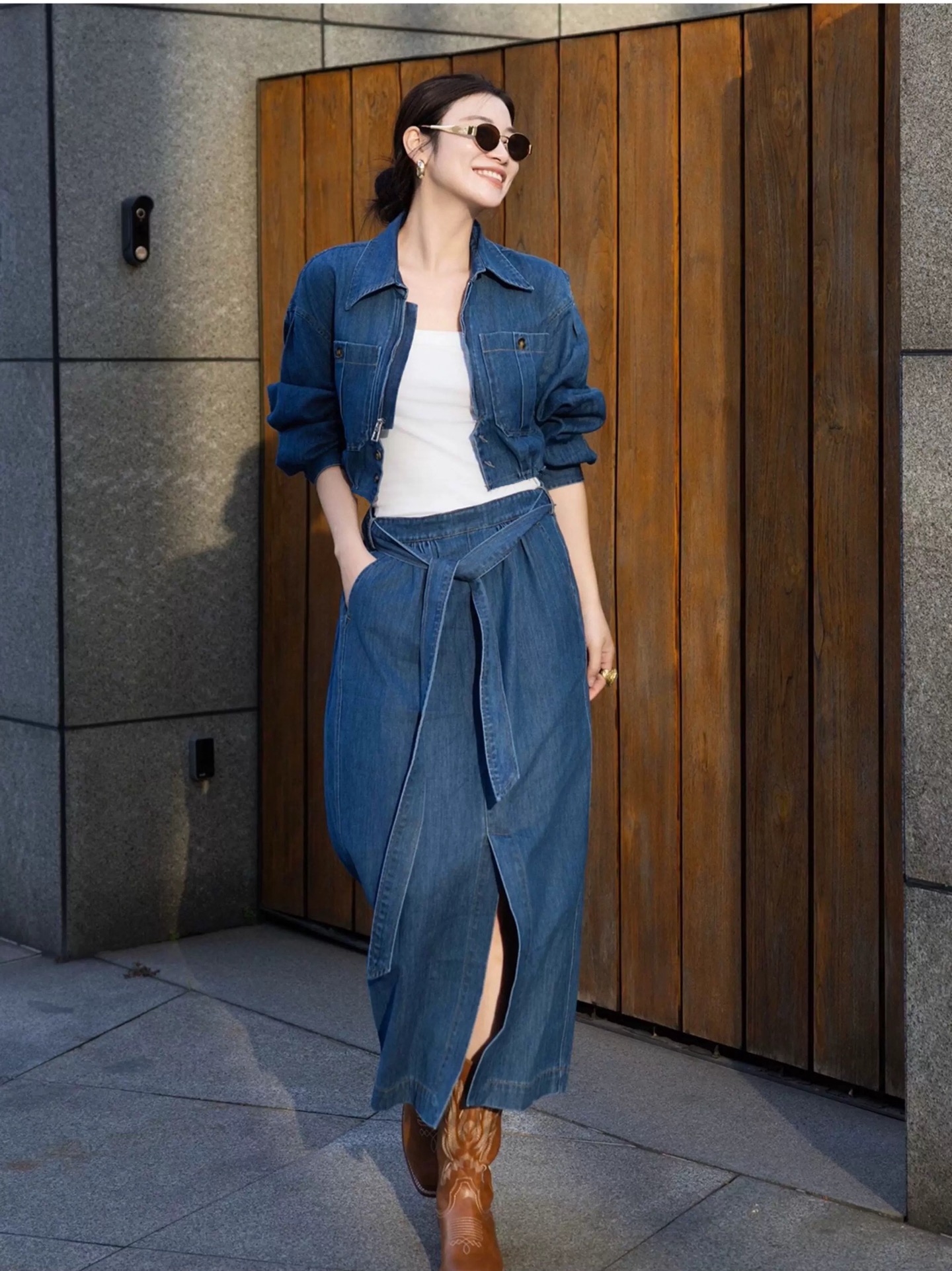 “High-Quality Women’s Cowboy Suit with Double-Packed Zippers and Unique Style” - 图片 3