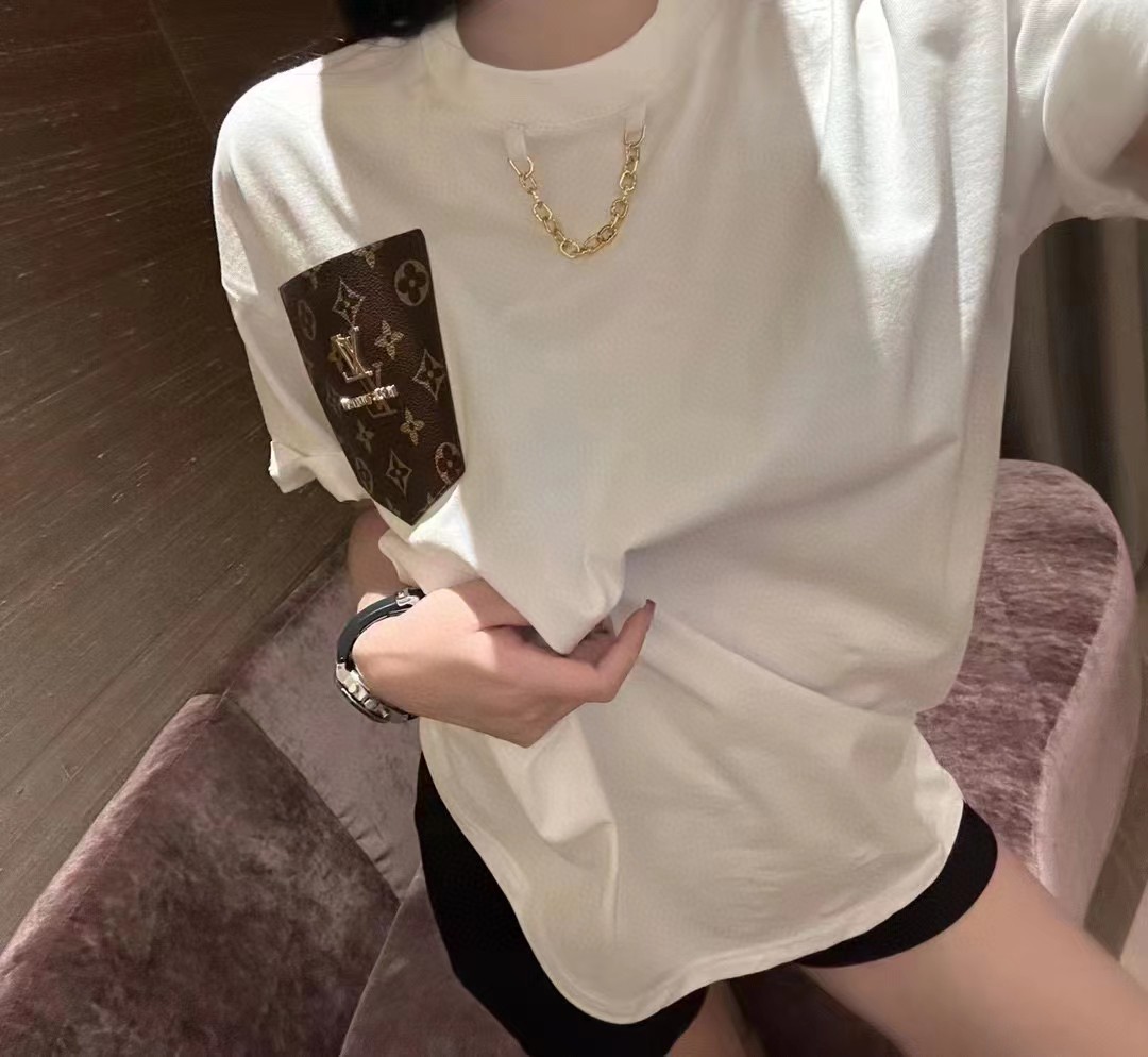 Louis Vuitton Clothing T-Shirt Black White Spring Collection Chains