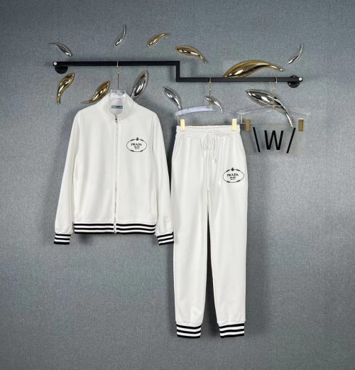 Elegante Conjunto Deportivo Prada de Algodón Blanco para Mujer 1 Elegante Conjunto Deportivo Prada de Algodón Blanco para Mujer