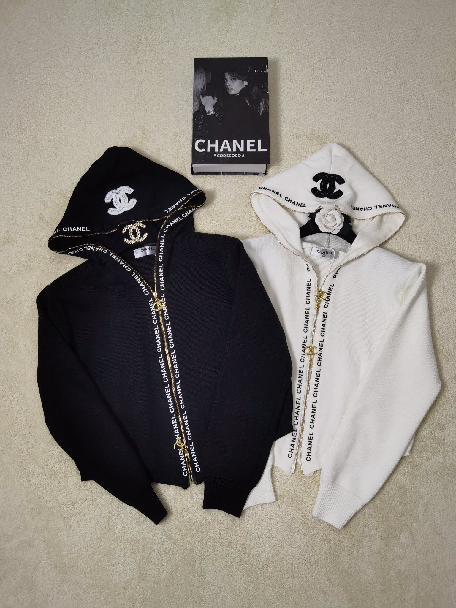 Chanel Clothing Cardigans Coats & Jackets Knit Sweater Sweatshirts Black White Knitting Fall/Winter Collection Hooded Top