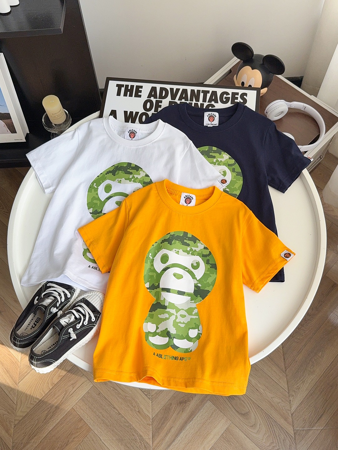 A ABLETHING APE 新款短袖❤️ 喜欢迷彩的看过来，迷彩控一定不能错过的款式 三个颜色都超喜欢💕 纯棉的面料 透气亲肤 环保♻️的印花超级好 尺码110-170