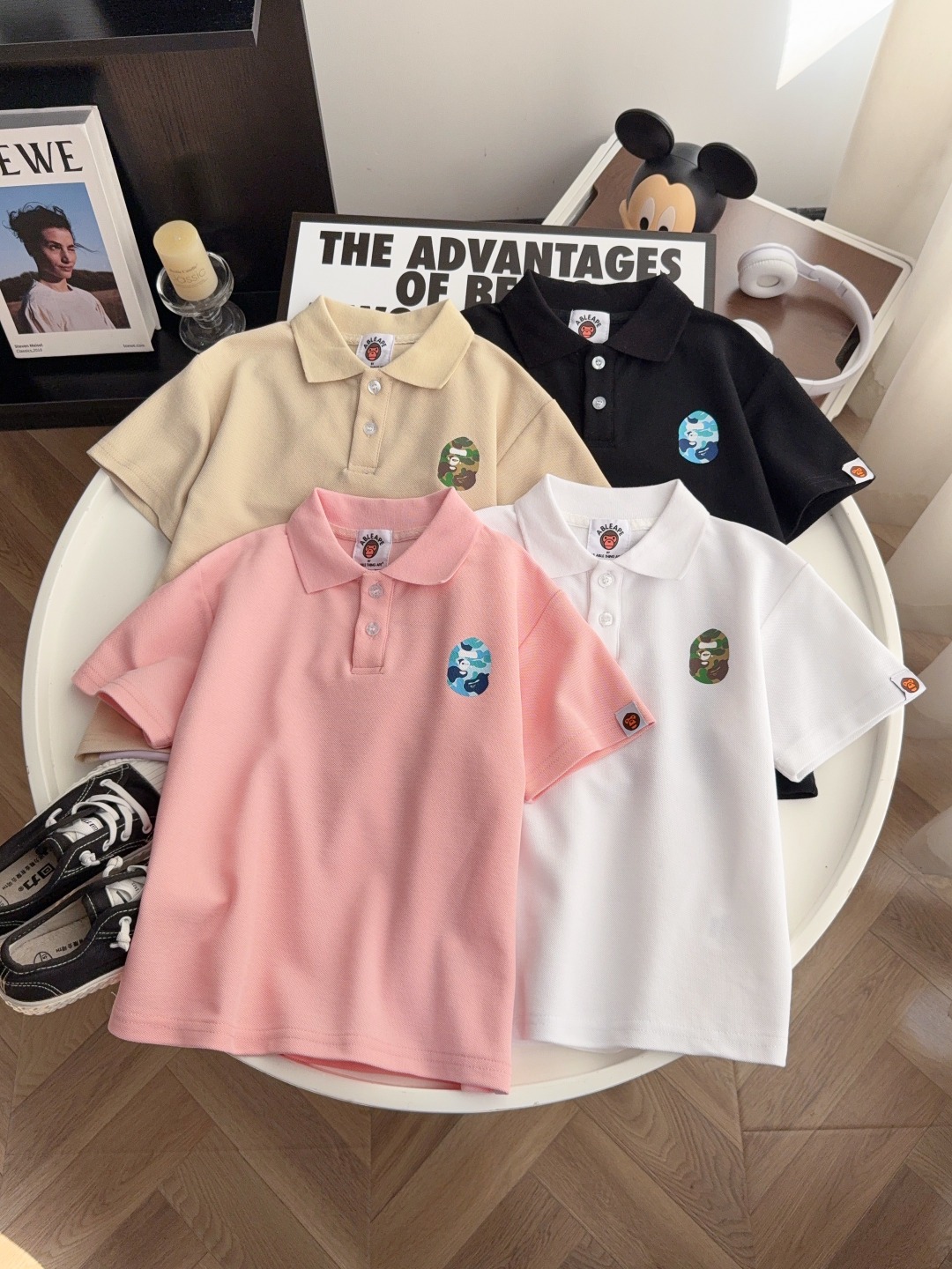 A ABLETHING APE polo nuevo ❤️ Un polo imprescindible, se ve bien para la escuela o para el ocio. El cuello acanalado y …