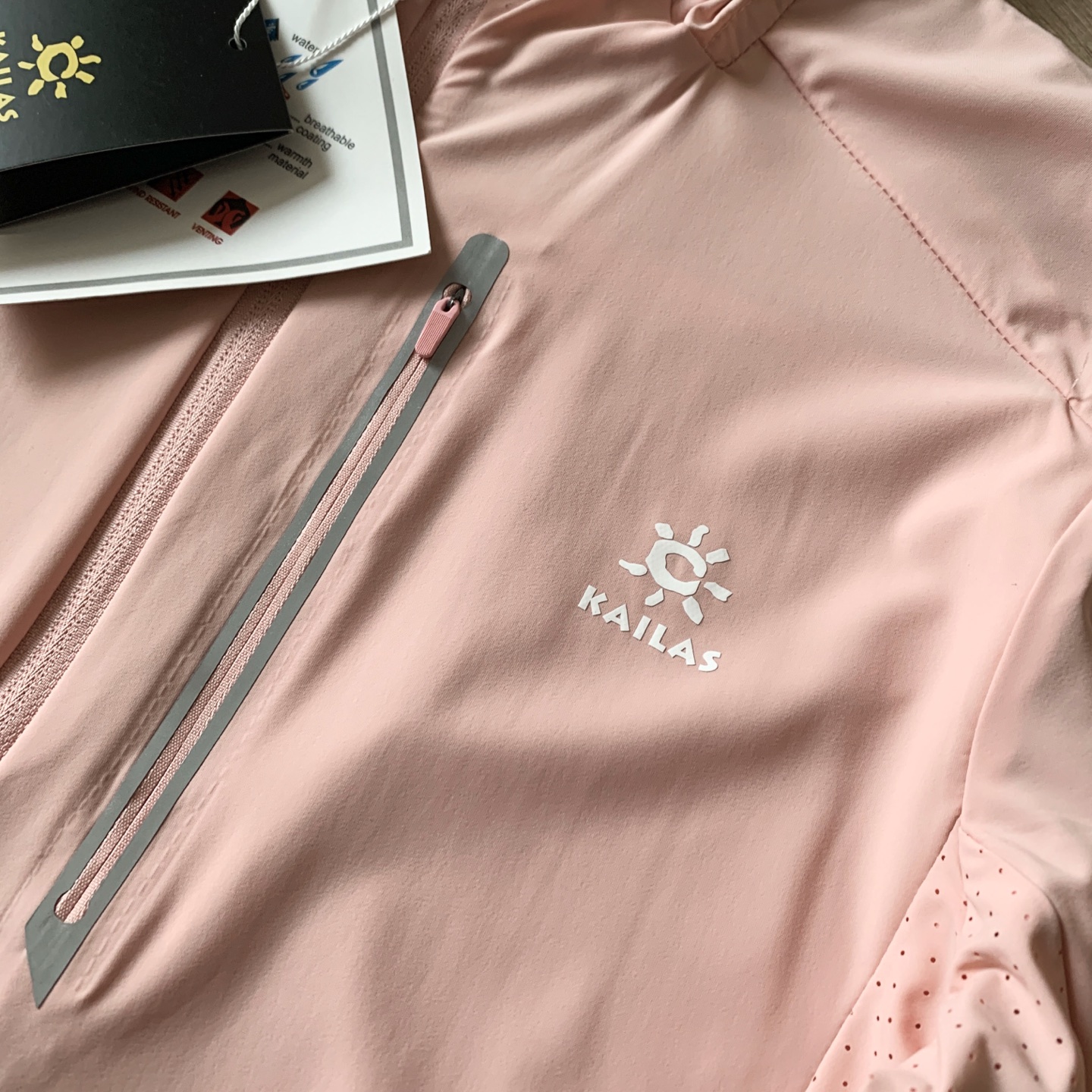 Kailas Chaqueta Ligera con Capucha para Mujer, Protección Solar UPF 50+ 8 i1746440090325 6662 0 6