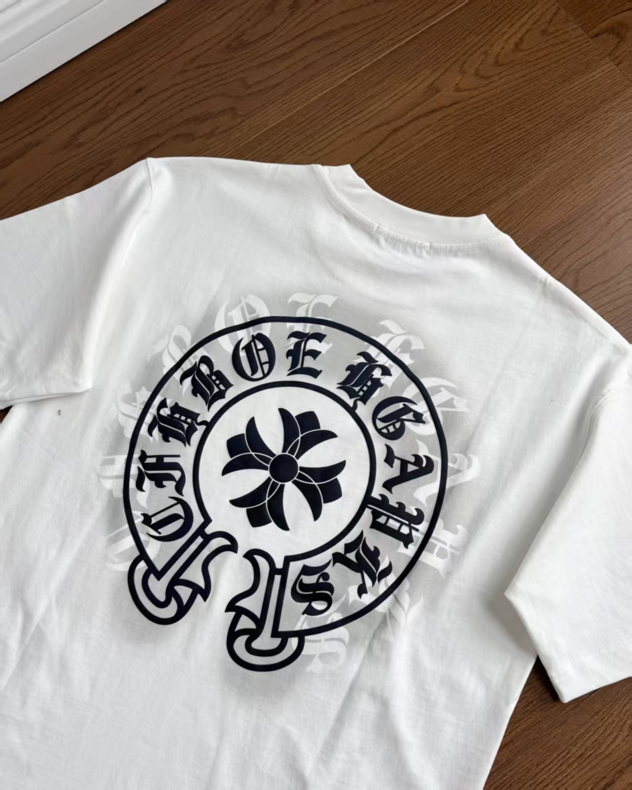 Chrome Hearts Camiseta de Manga Corta con Logo, Unisex, Algodón Premium 8 i1751195059611 6107 0 8