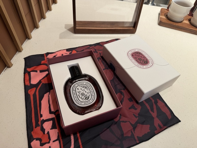 Diptyque Kyoto Limited Edition 100ml - ניחוח יוקרתי במהדורה מוגבלת 1 Diptyque Kyoto Limited Edition 100ml – ניחוח יוקרתי במהדורה מוגבלת