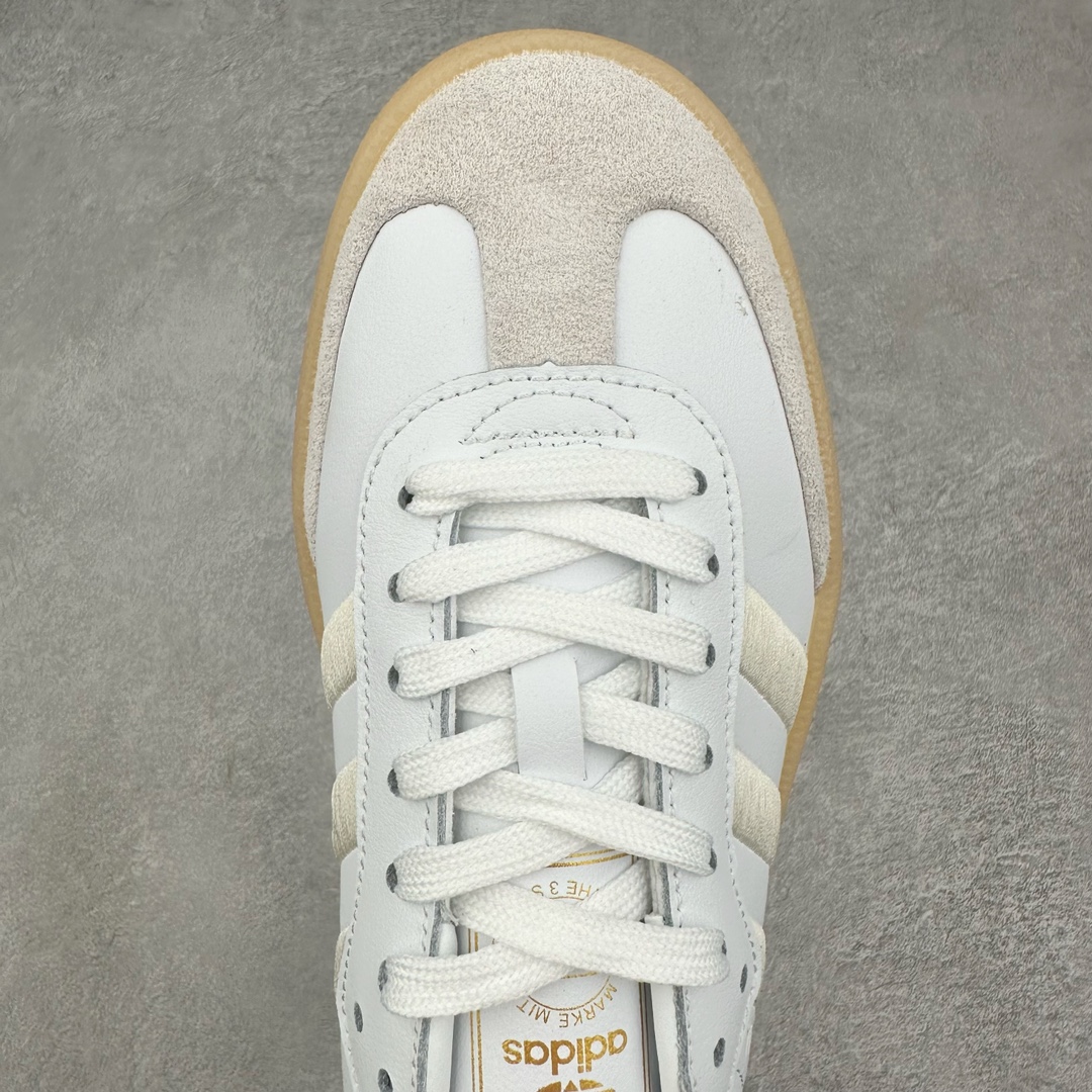 图片[4]-＃福利特价 AD Samba XLG 桑巴舞加大厚底版系列德训风百搭松糕休闲运动板鞋生胶底 自Originals Samba成功借势Blokecore风潮一跃成为街头巷尾的焦点鞋款后,不论是围绕Samba本身打造的各式「变种版本」,还是以Samba为蓝本打造联名鞋款,都成为了时尚潮流人士日常穿搭首选。Samba XLG是adidas Originals不断扩展XLG系列的一部分,旨在与年轻文化相契合,迎合那些希望通过个性时尚表达自我而不愿牺牲舒适度的年轻群体。街头时尚领域的Gen Z特别偏爱宽松的穿着风格。Samba XLG针对这一点做了创新。它在延续Samba OG经典设计的基础上,迎合年轻群体的穿着习惯,重塑为宽大的鞋身比例轮廓以及加厚中底,让消费者轻松展示自己独特的风格。全新的Samba XLG系列不仅迎合了当下年轻群体的穿搭习惯,加宽了鞋身比例以及将中底进一步增厚,在视觉比例上更加饱满,同时还保留了经典Samba的细节,这样一来,鞋迷朋友在穿搭上不仅能更加个性化,而且还能延续一定的复古感受。尺码：36 36⅔ 37⅓ 38 38⅔ 39⅓ 40 40⅔ 41⅓ 42 42⅔ 43⅓ 44 45-选品中心