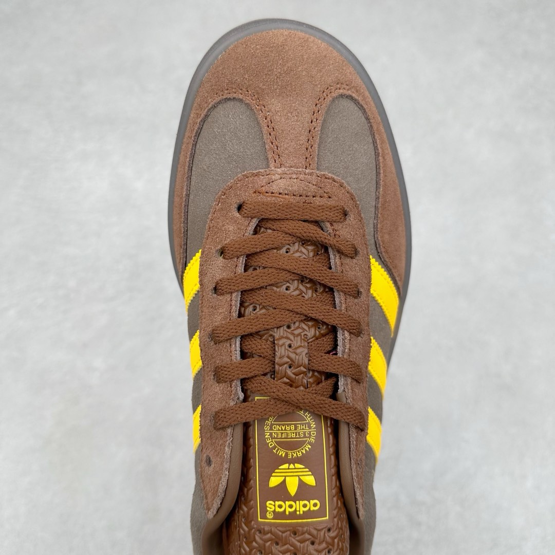 图片[4]-＃纯原福利 AD Original Gazelle Indoor Trainers 瞪羚室内鞋系列低帮复古百搭休闲运动德训风板鞋 JI2717 长期补货超性价比特供批次 原厂定制长毛翻毛皮组合环保纤维革鞋面材质 内置环保海玻璃鞋垫 外置RB橡胶大底 产品品控稳定性领先行业 原厂全套原楦原纸板冲刀磨具开发 原厂皮料加持 原厂港宝加持定型后跟R度完美 将复古进行到底 简约流畅 三十年不变经典 这款Gazelle运动鞋 无论面料、配色、质感或设计 都只在重现其1991年原款的经典 皮革鞋面 撞色三条纹和鞋跟标的设计 力求呈现90年代的经典复古风潮 Samba火热的同时 也带动了其它的复古鞋型 Gazelle便是其中一只 Gazelle Indoor拥有包边更宽的T字型鞋头 更好的保护运动员的前掌 浓浓的复古氛围感 非常适合现在流行的Cleanfit风格 尺码：35 36 36⅔ 37⅓ 38 38⅔ 39⅓ 40 40⅔ 41⅓ 42 42⅔ 43⅓ 44 44⅔ 45-选品中心