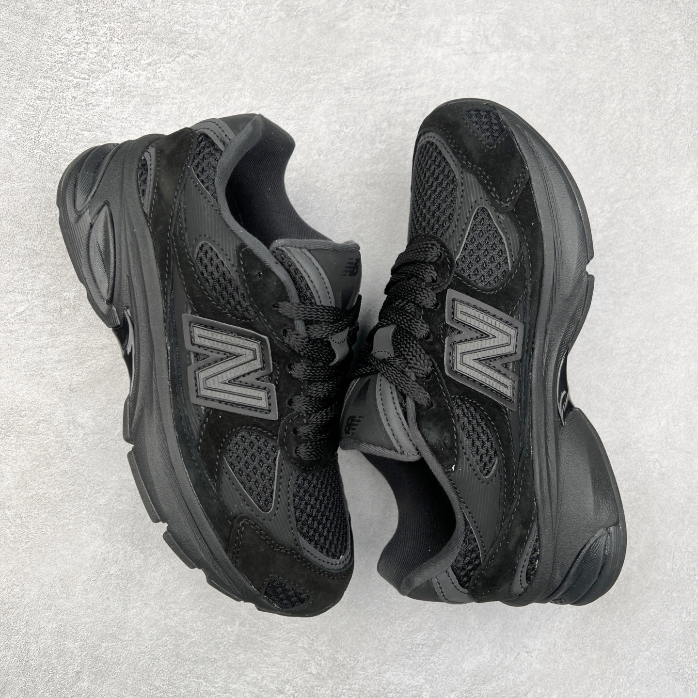 图片[3]-＃DT New Balance NB2010系列新百伦经典复古休闲运动板鞋 以ENCAP中底配以升级版 N-ERGY缓震物料 鞋面则采用特色的柔软麂皮搭以NewBalance经典的尼龙网布 低调中还原跑鞋本真 更年轻化的设计理念与材质 让新世代青年得以用全新视角体验经典鞋款的传奇魅力 货号：U2010NB13731 尺码：36 37 37.5 38 38.5 39.5 40 40.5 41.5 42 42.5 43 44-选品中心